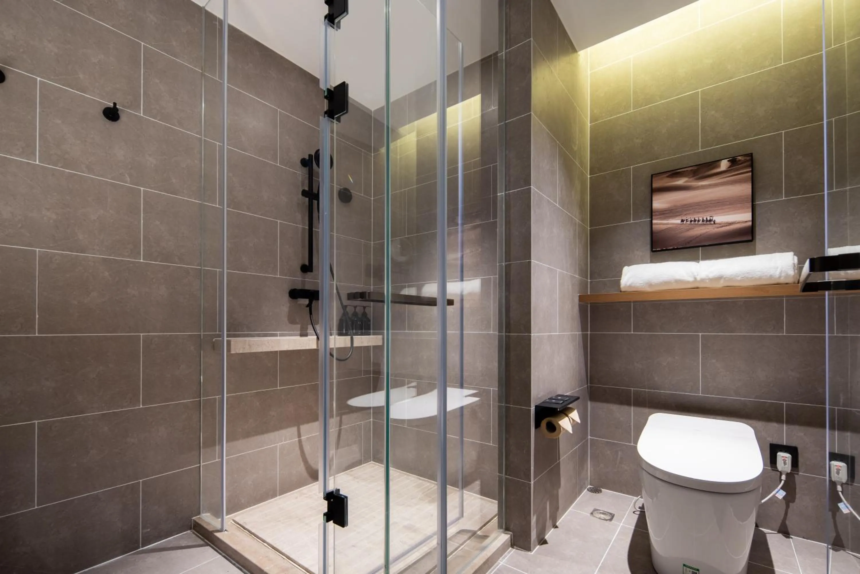 Shower in Atour Hotel Qingdao Chengyang Chunyang Road