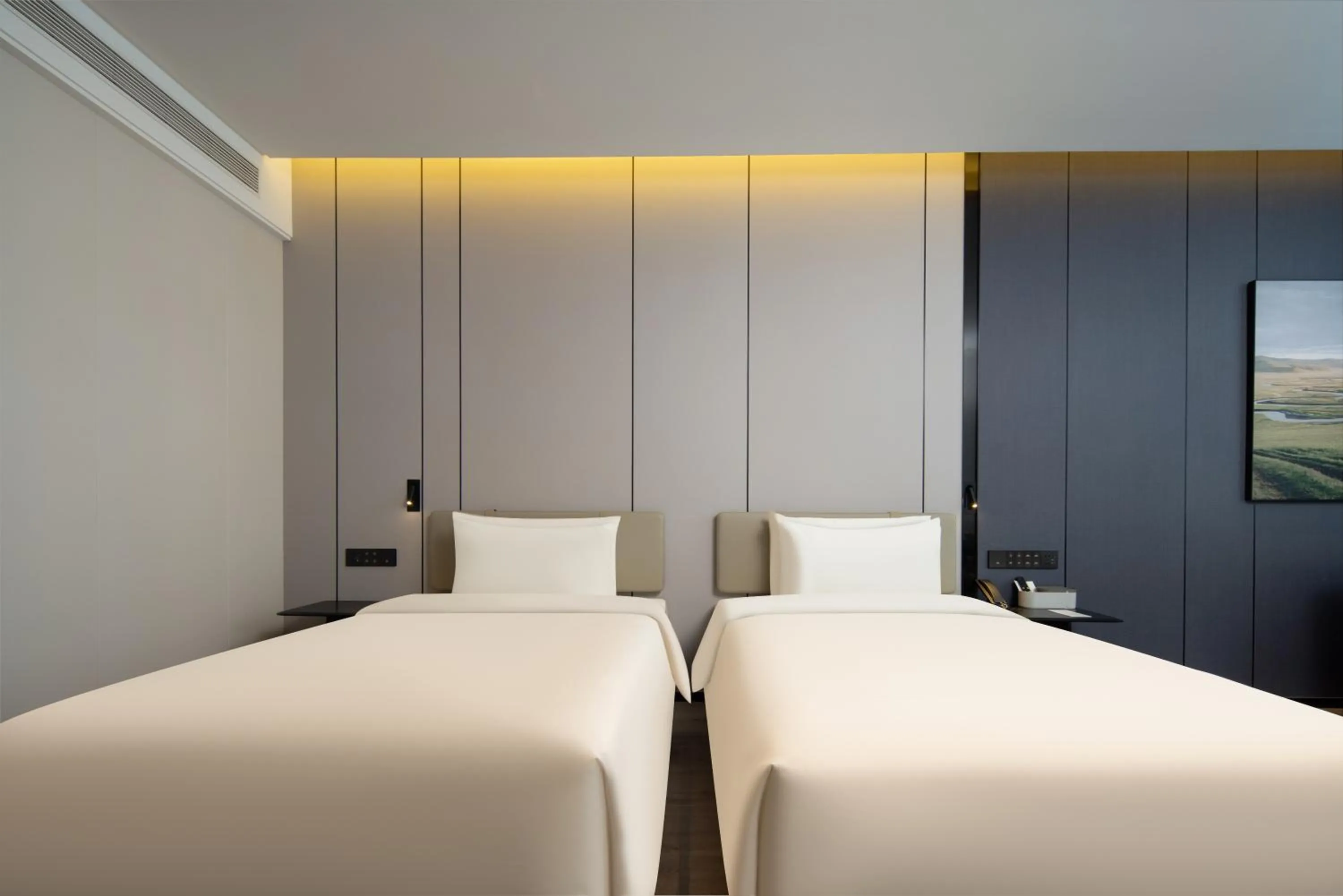 Bed in Atour Hotel Qingdao Chengyang Chunyang Road