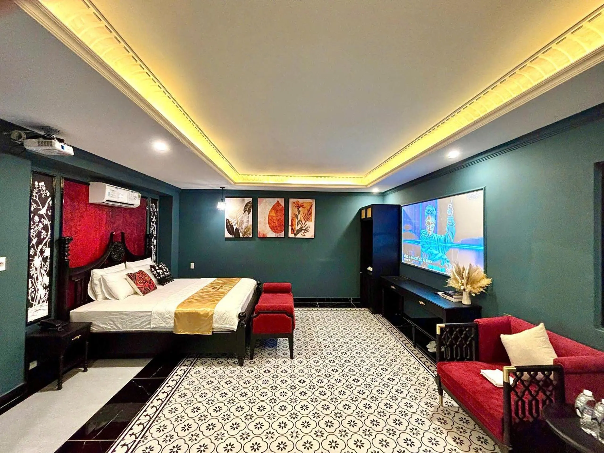Communal lounge/ TV room, Bed in New Pearl Hotel HCM