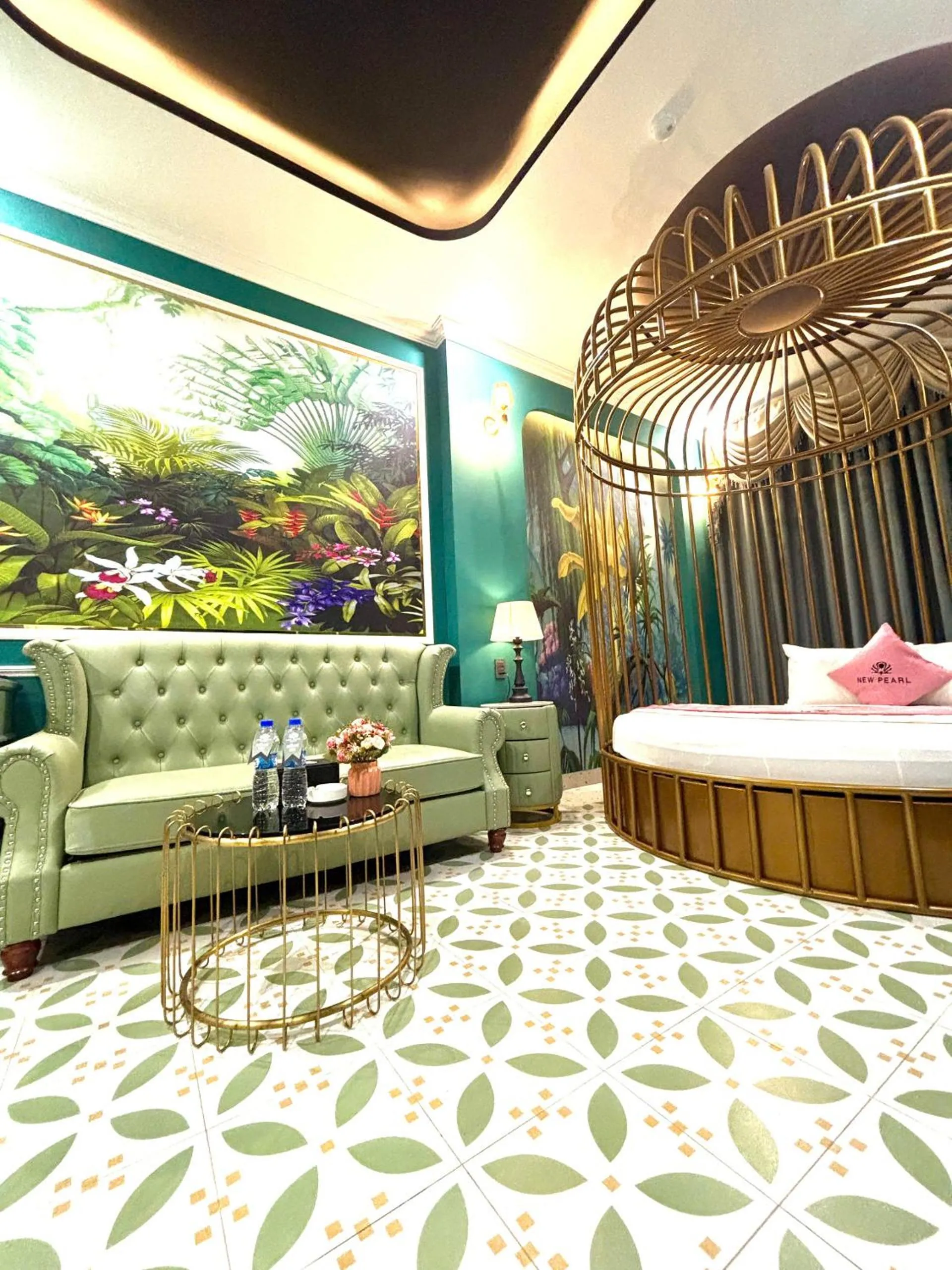 Hot Tub in New Pearl Hotel HCM