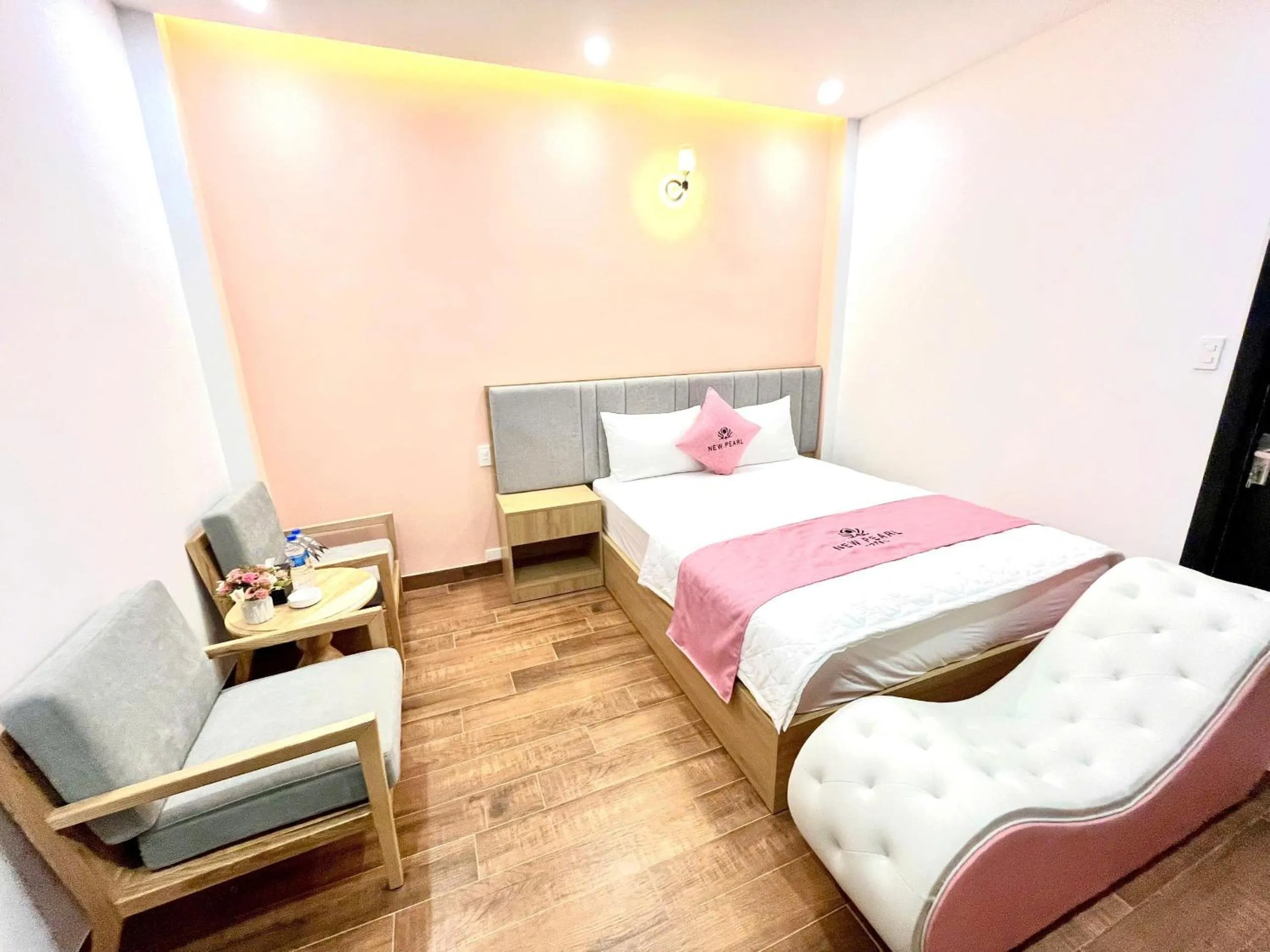 Coffee/tea facilities, Bed in New Pearl Hotel HCM