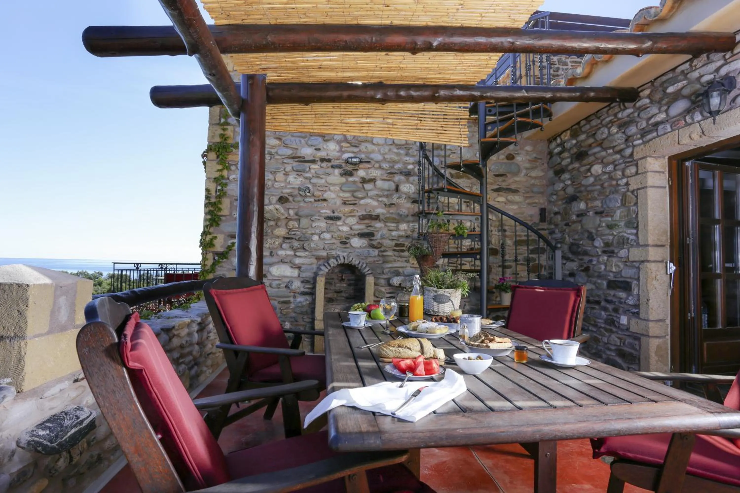 Patio in Astrolithos Boutique