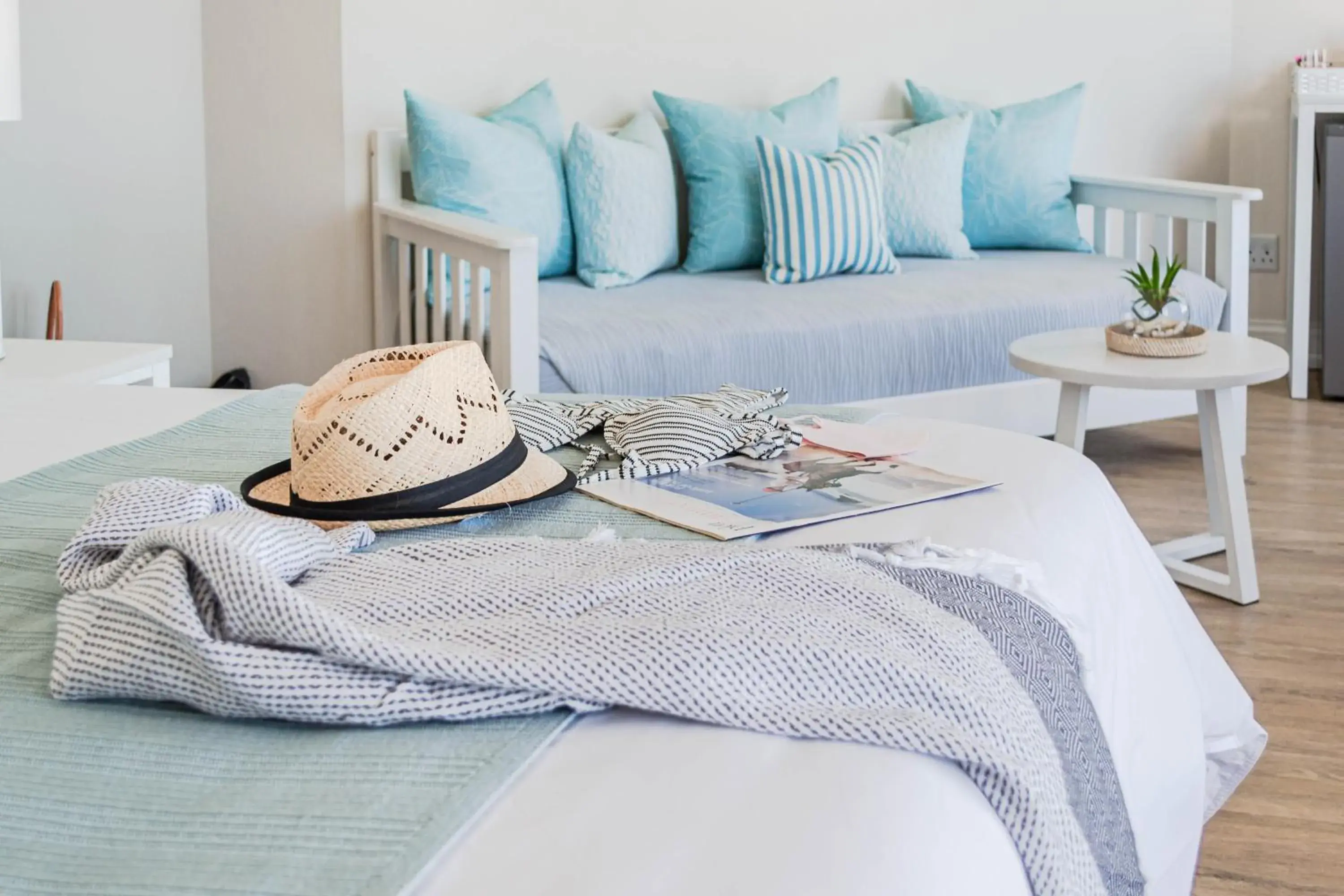 Property building, Bed in Bayview Hotel Property building, Bed in Bayview Hotel