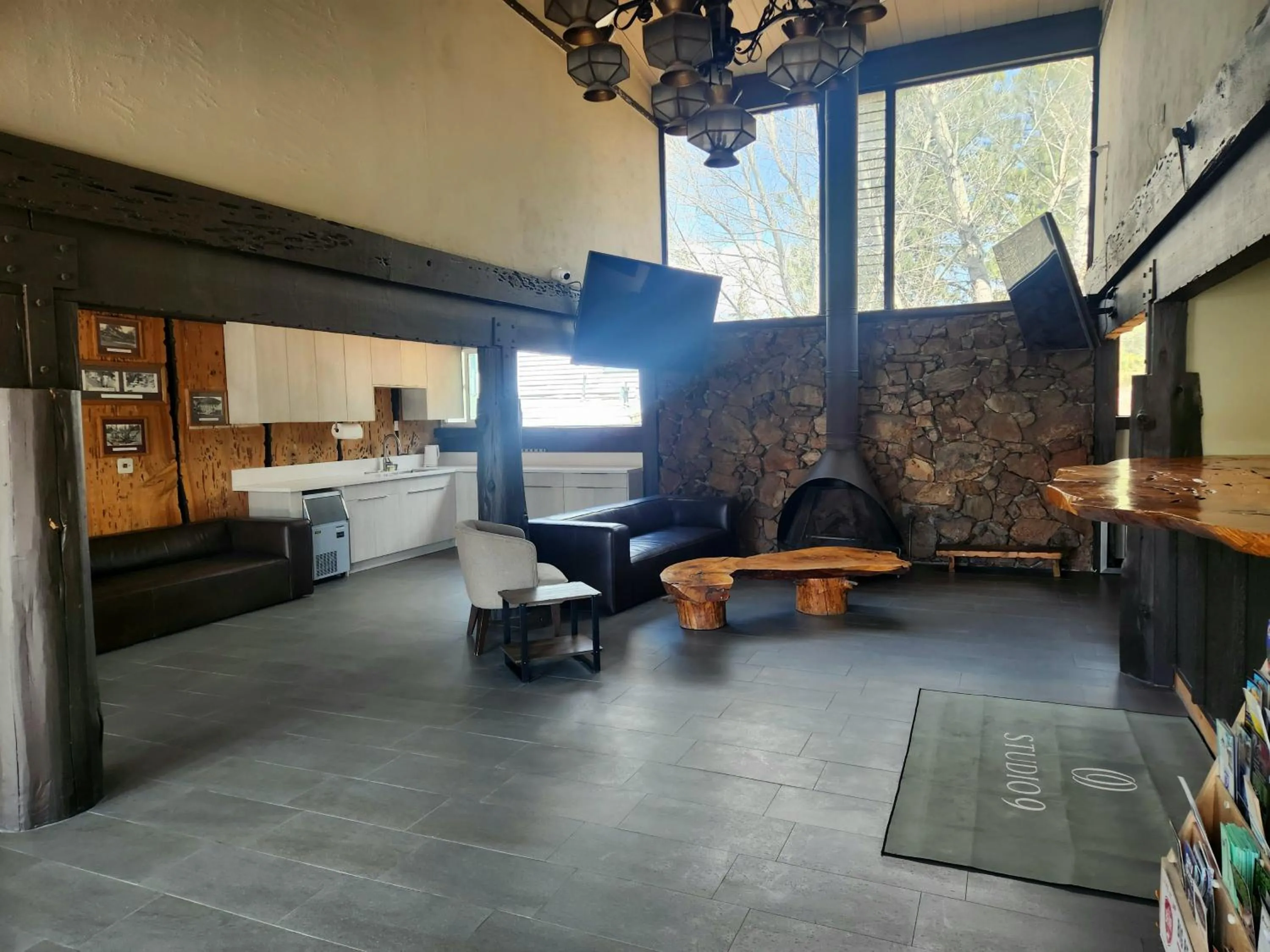 Studio 9 Big Bear Lake