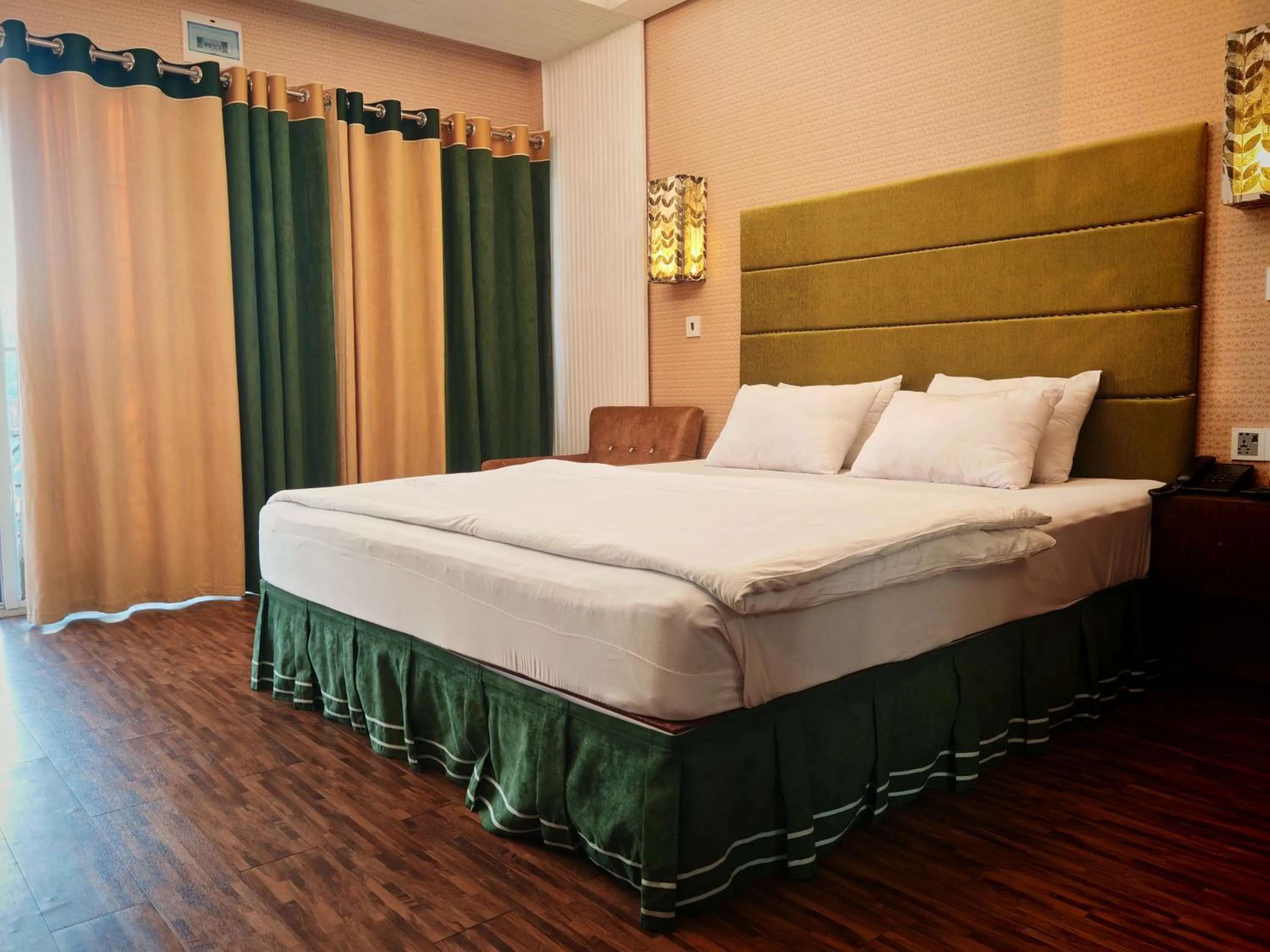 Bed in Rangauti Resort