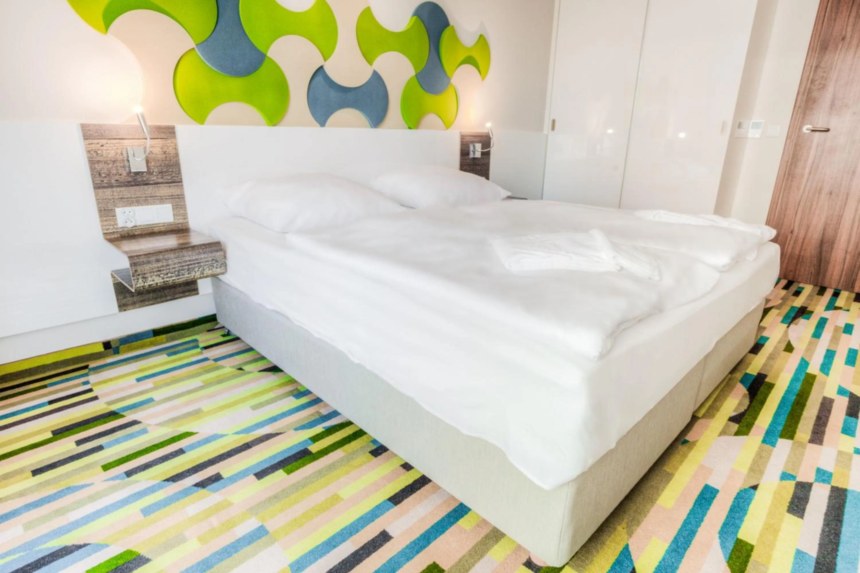 Bed in Baltic Park Molo Apartments by Zdrojowa