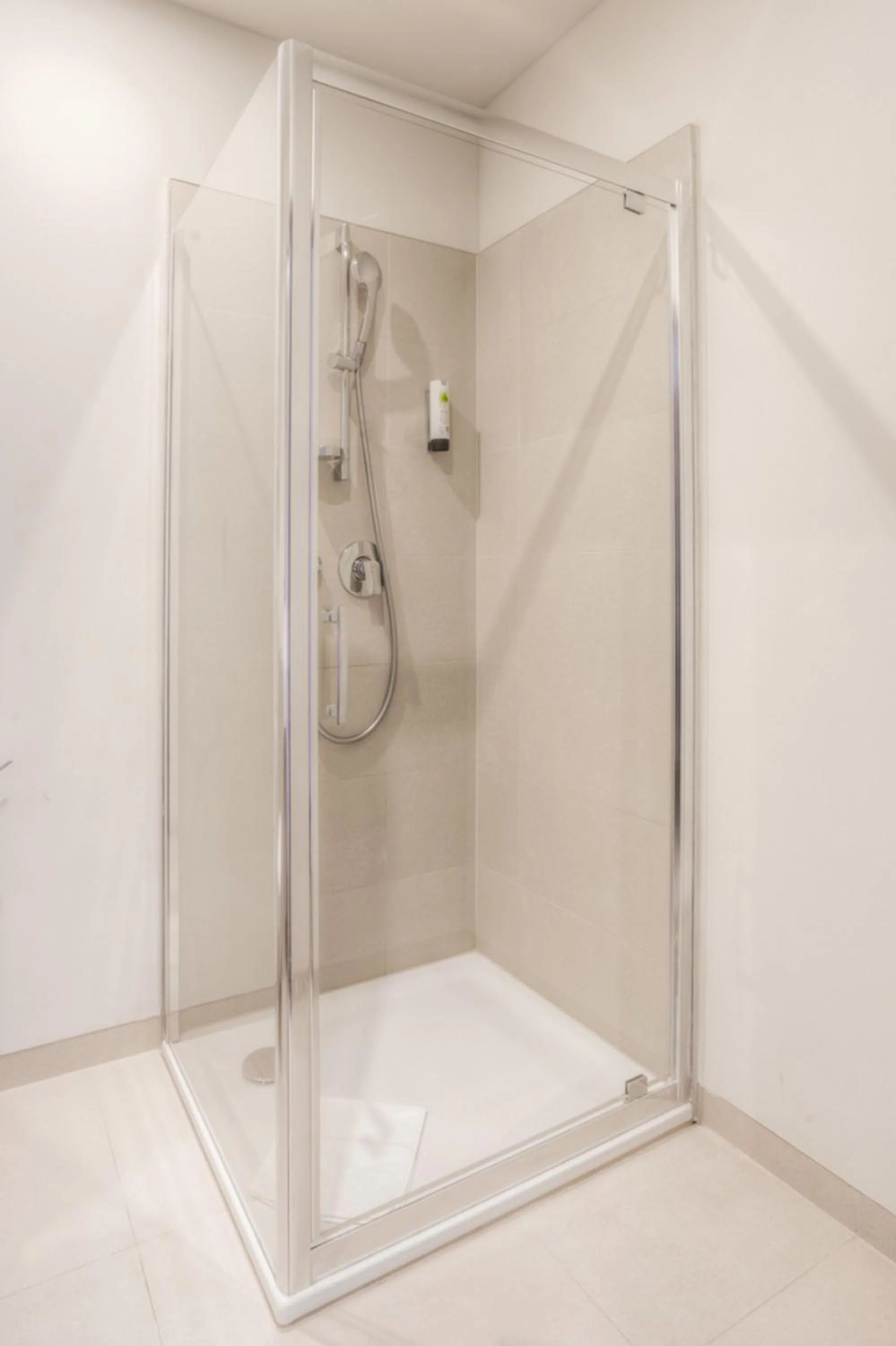 Shower in Baltic Park Molo Apartments by Zdrojowa