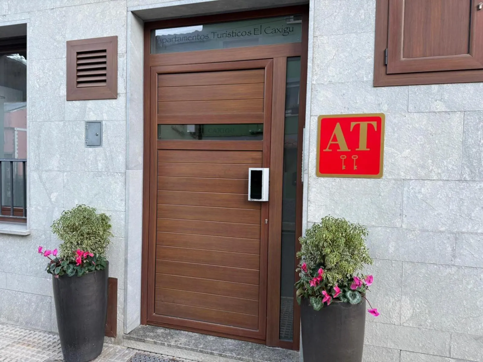 Facade/entrance in Apartamentos El Caxigu
