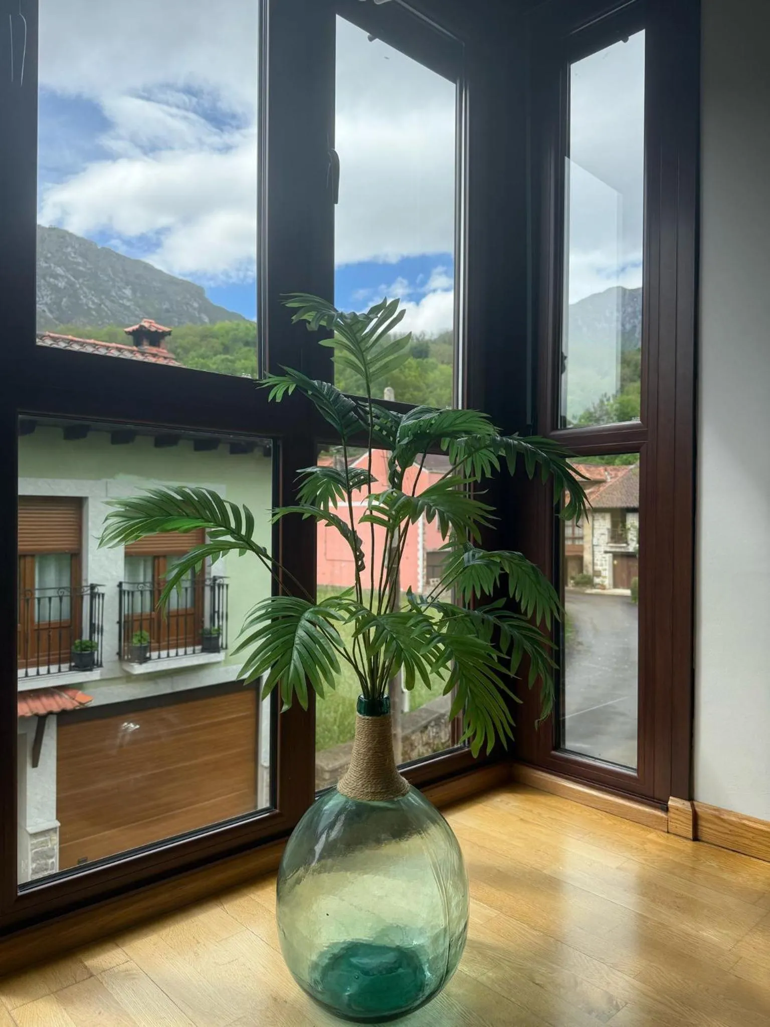 Mountain view in Apartamentos El Caxigu