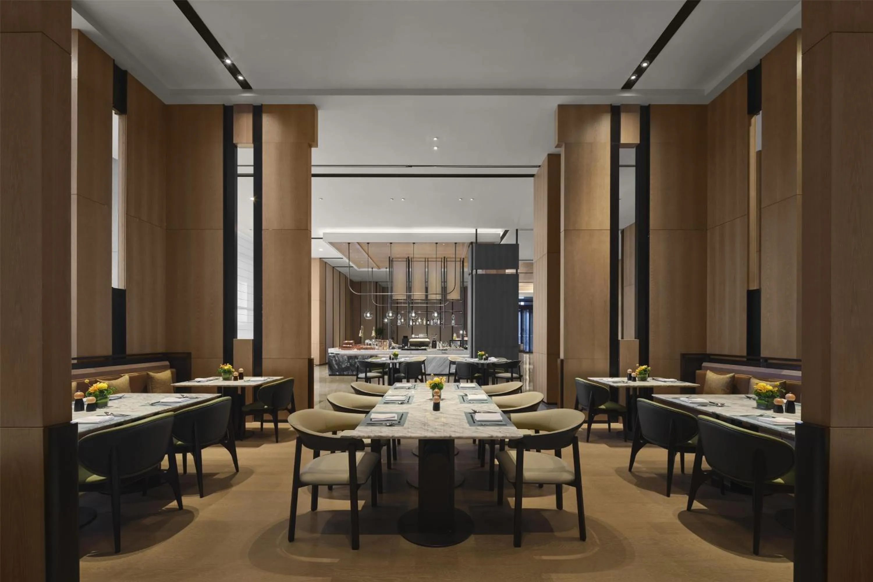 Restaurant/places to eat in Doubletree By Hilton Zhengzhou East