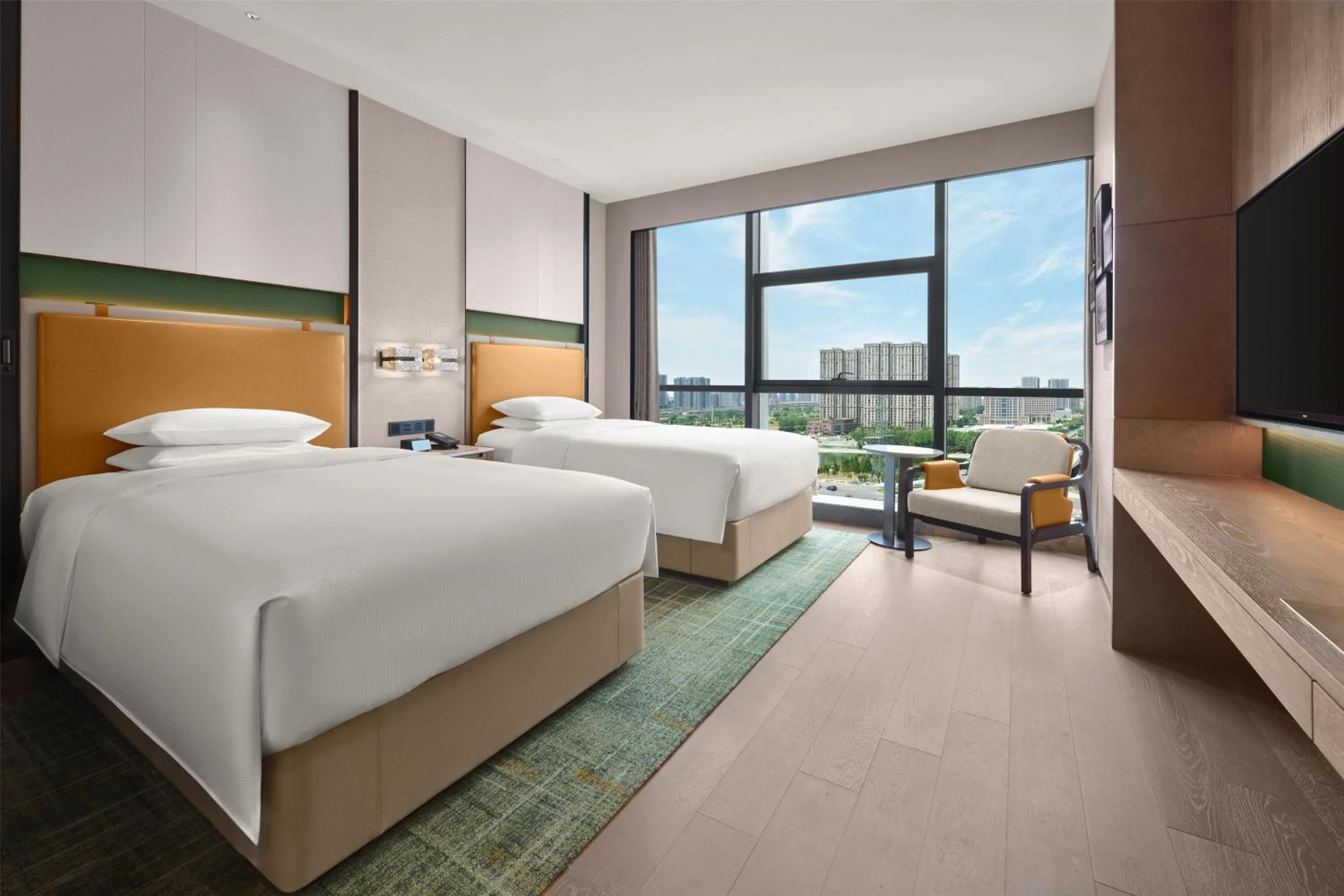 Bed in Doubletree By Hilton Zhengzhou East