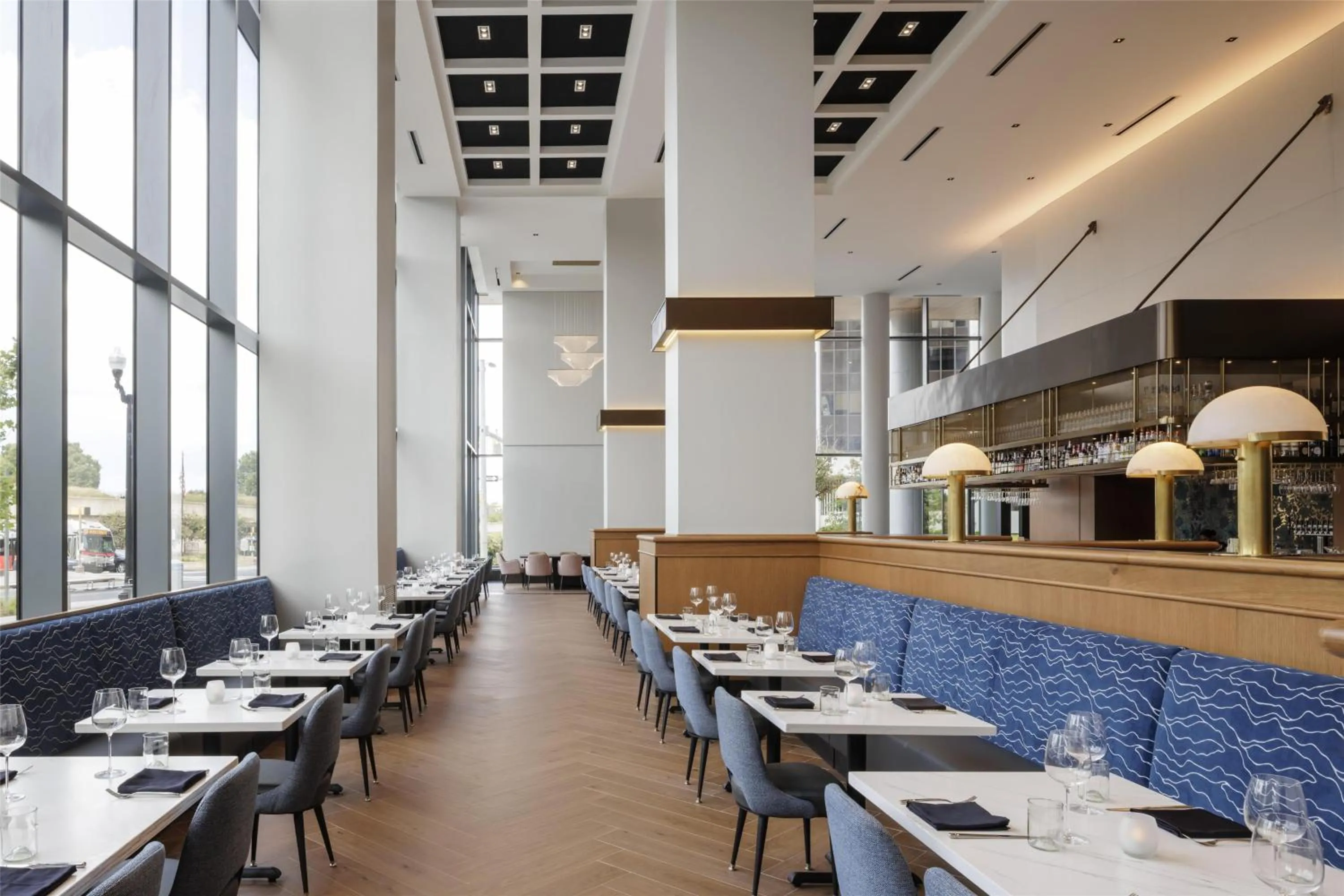 Restaurant/places to eat in Hilton Arlington Rosslyn The Key