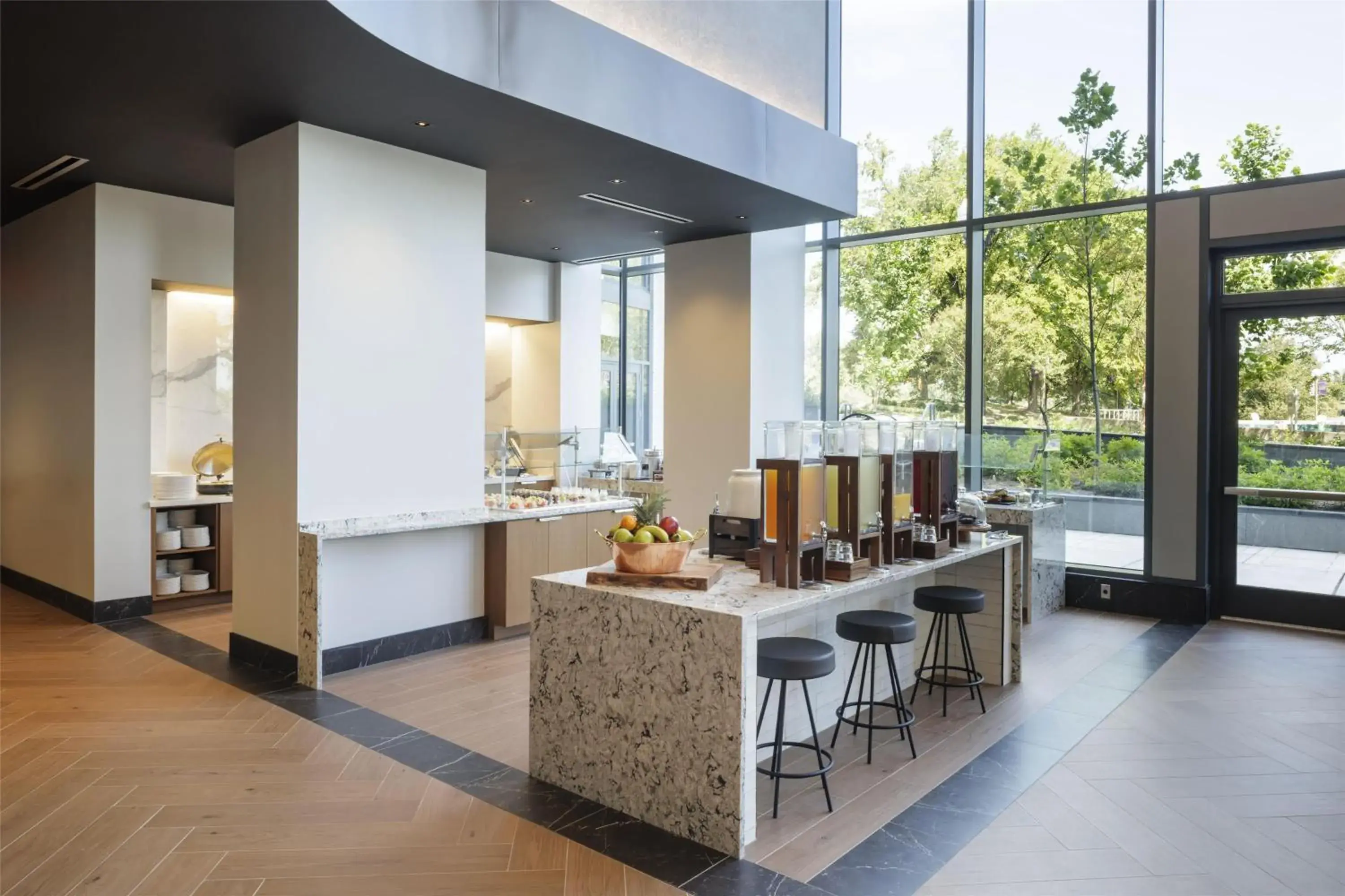 Restaurant/places to eat in Hilton Arlington Rosslyn The Key Restaurant/places to eat in Hilton Arlington Rosslyn The Key