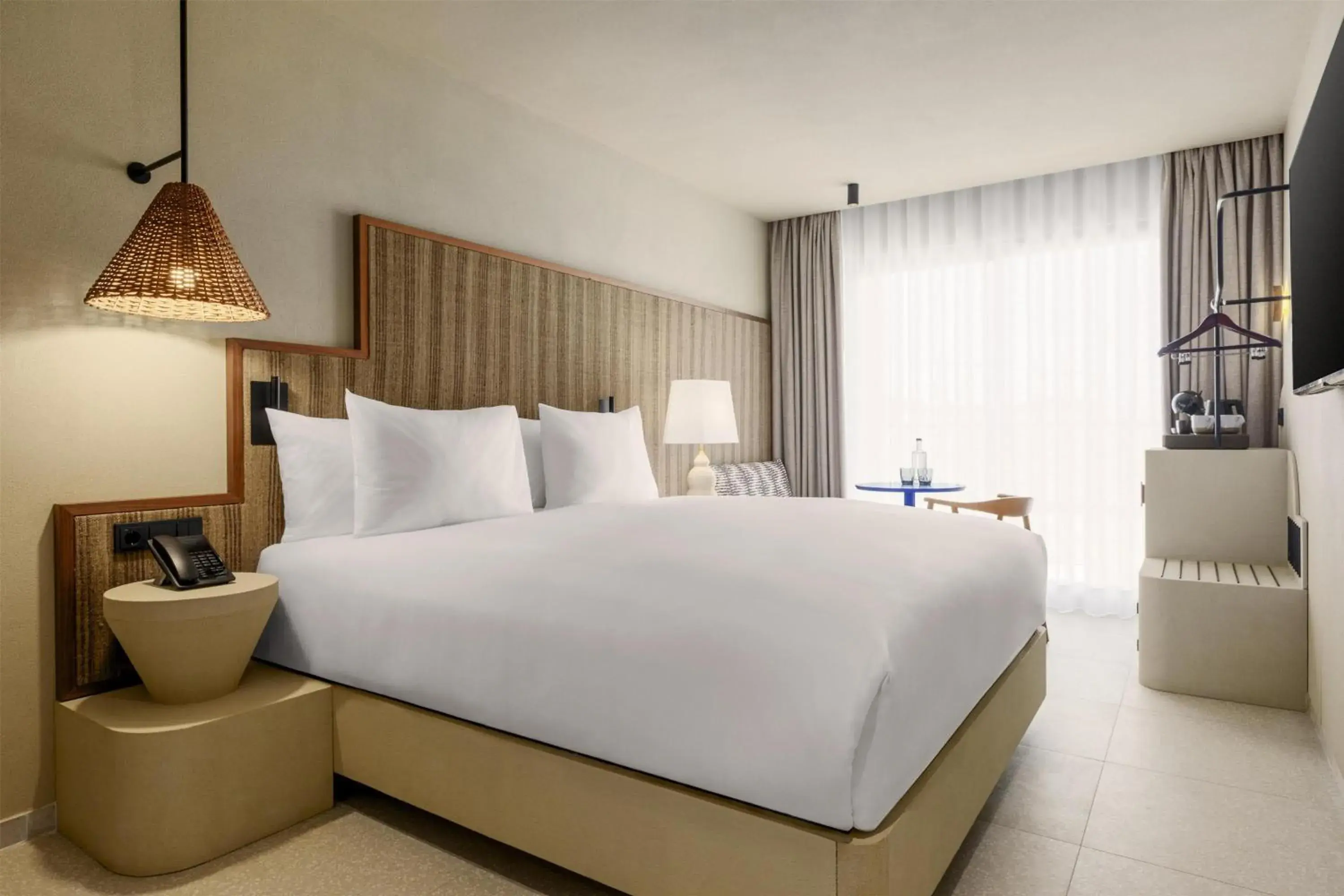 King Guest Room in Amarello Hotel Praia Santo André, Tapestry Collection by Hilton King Guest Room in Amarello Hotel Praia Santo André, Tapestry Collection by Hilton