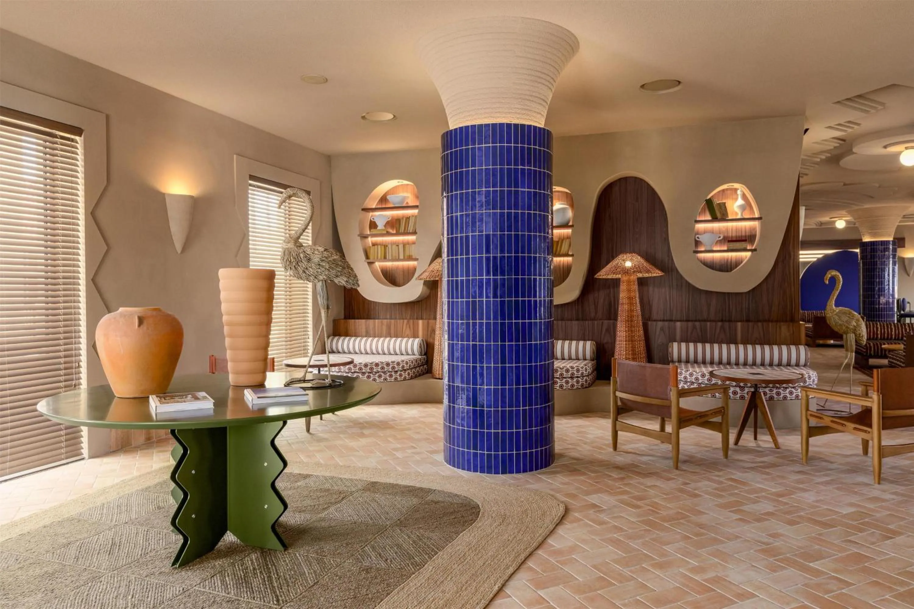 Lobby or reception in Amarello Hotel Praia Santo André, Tapestry Collection by Hilton