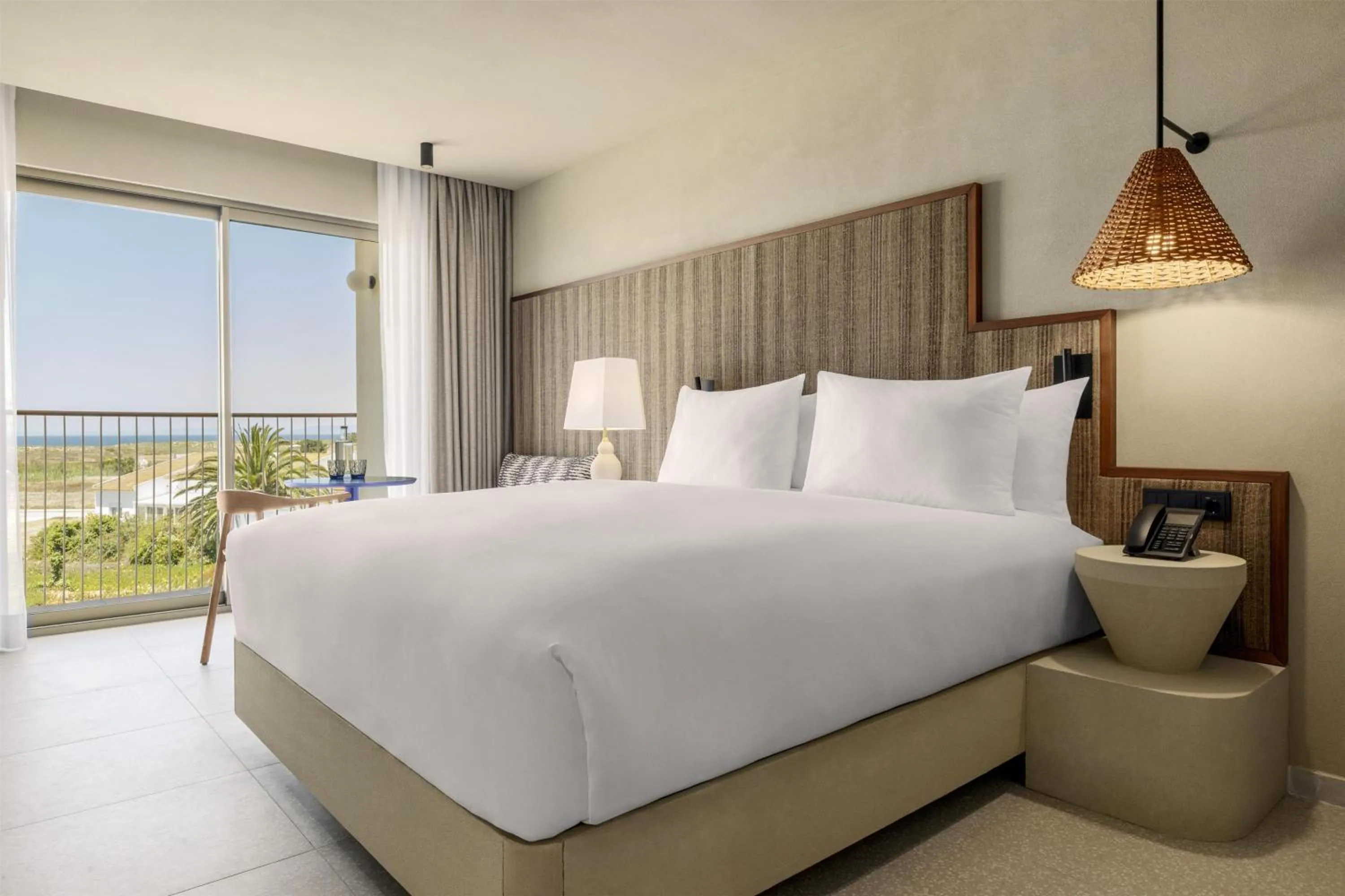 Bed in Amarello Hotel Praia Santo André, Tapestry Collection by Hilton