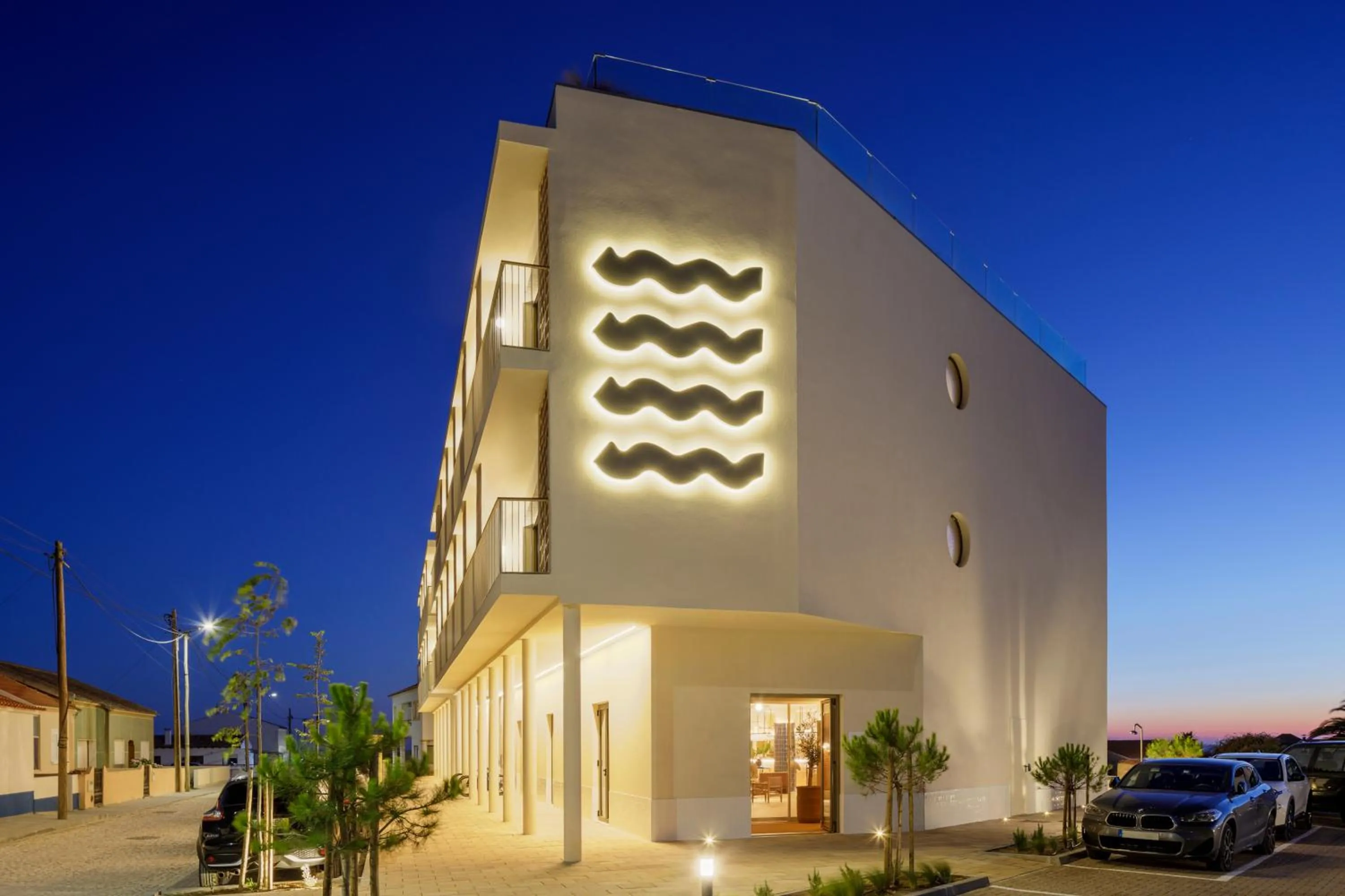 Property building in Amarello Hotel Praia Santo André, Tapestry Collection by Hilton