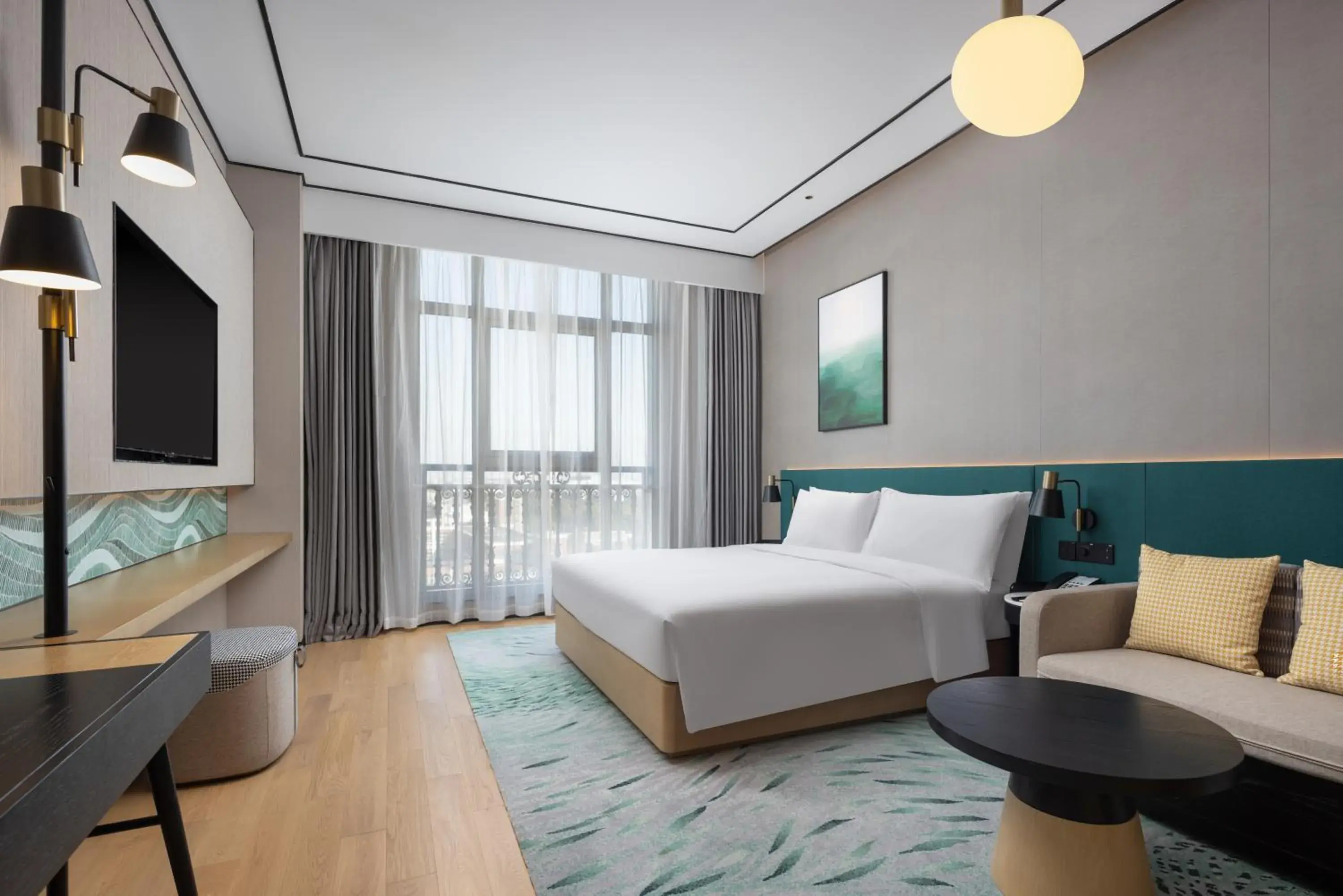 Photo of the whole room, Bed in Hilton Garden Inn Shanghai High-Speed East Railway Station Photo of the whole room, Bed in Hilton Garden Inn Shanghai High-Speed East Railway Station