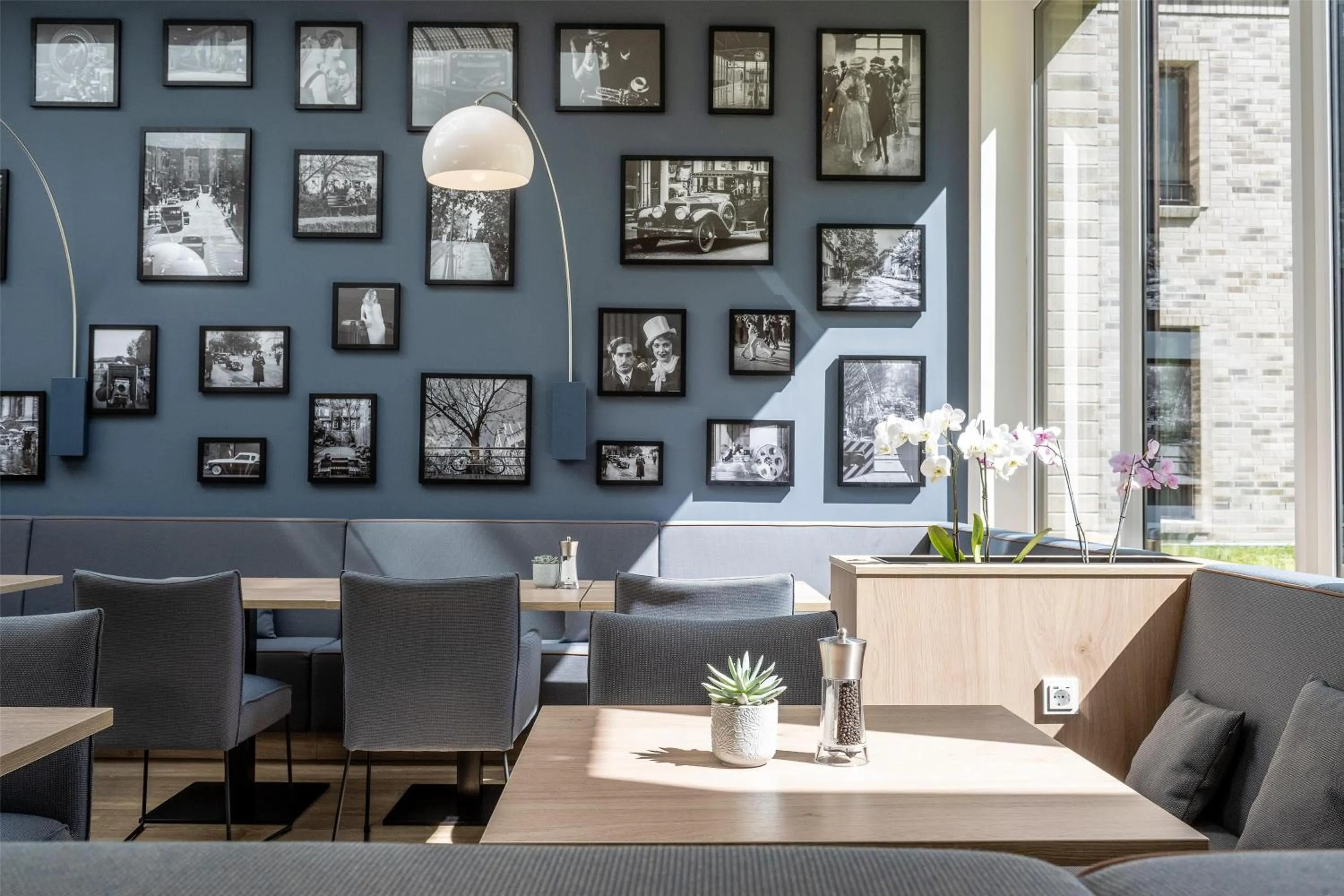 Restaurant/places to eat in Hampton By Hilton Potsdam Babelsberg