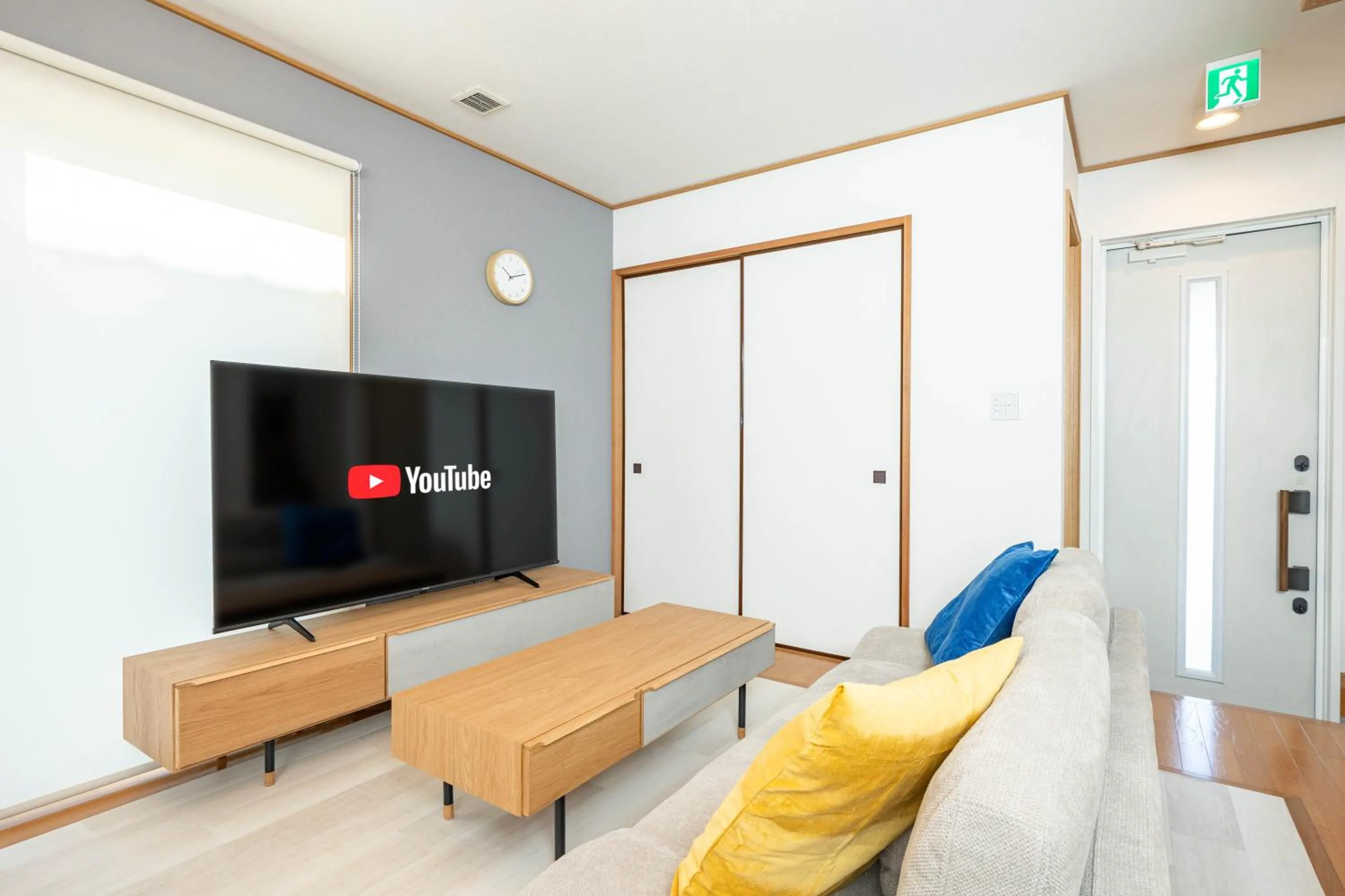 Living room in Seaside House-THE BLUE-