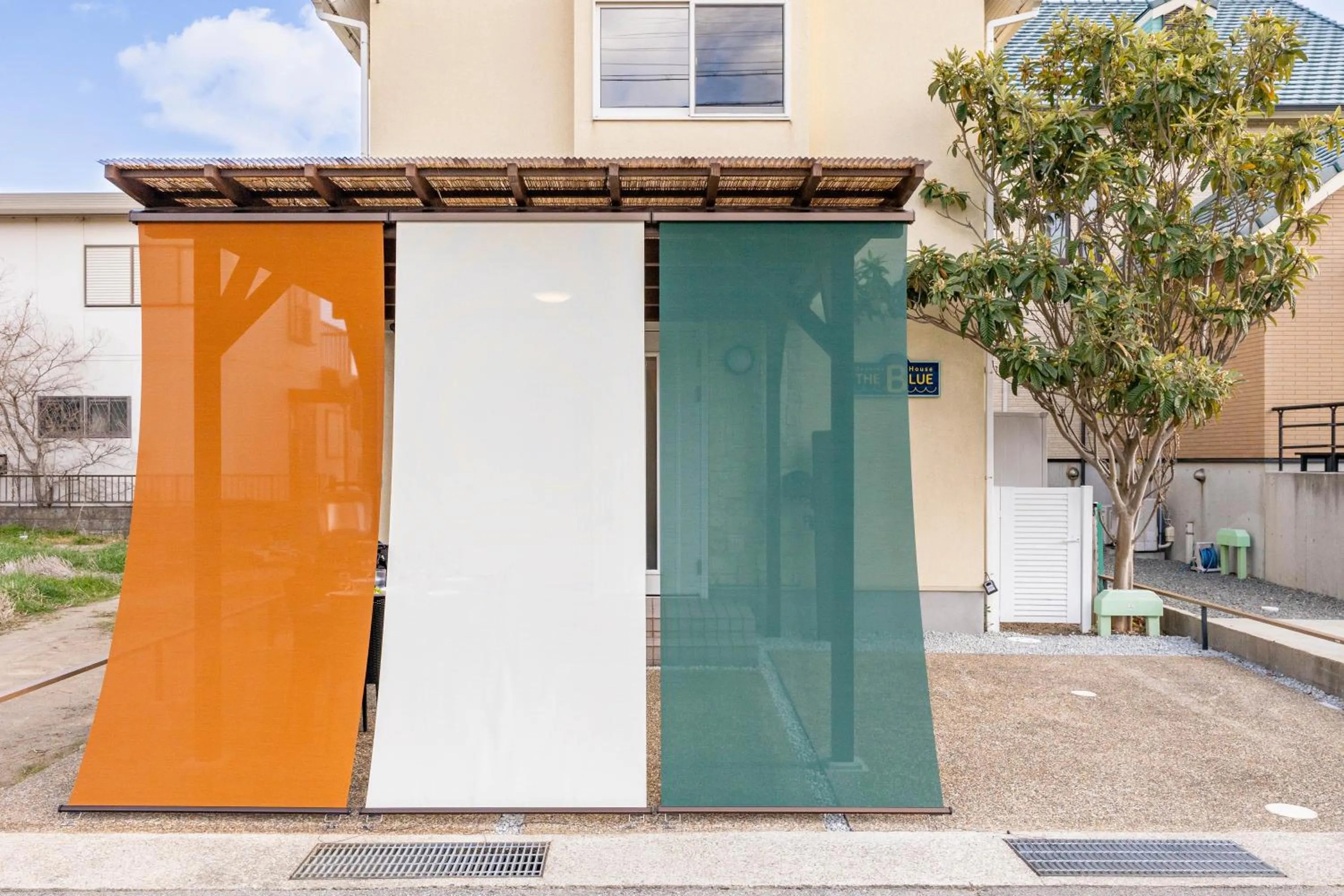 Property building in Seaside House-THE BLUE-
