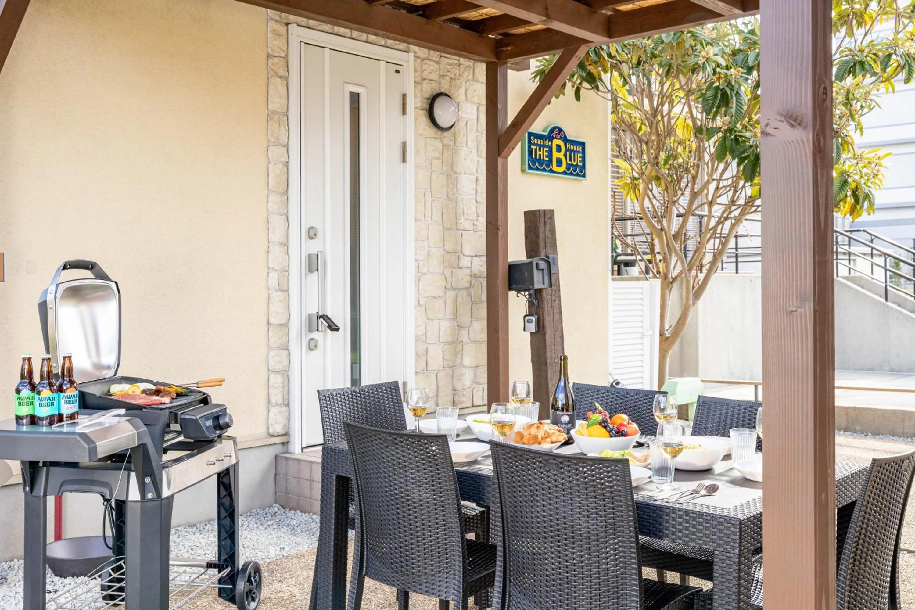 BBQ facilities in Seaside House-THE BLUE-