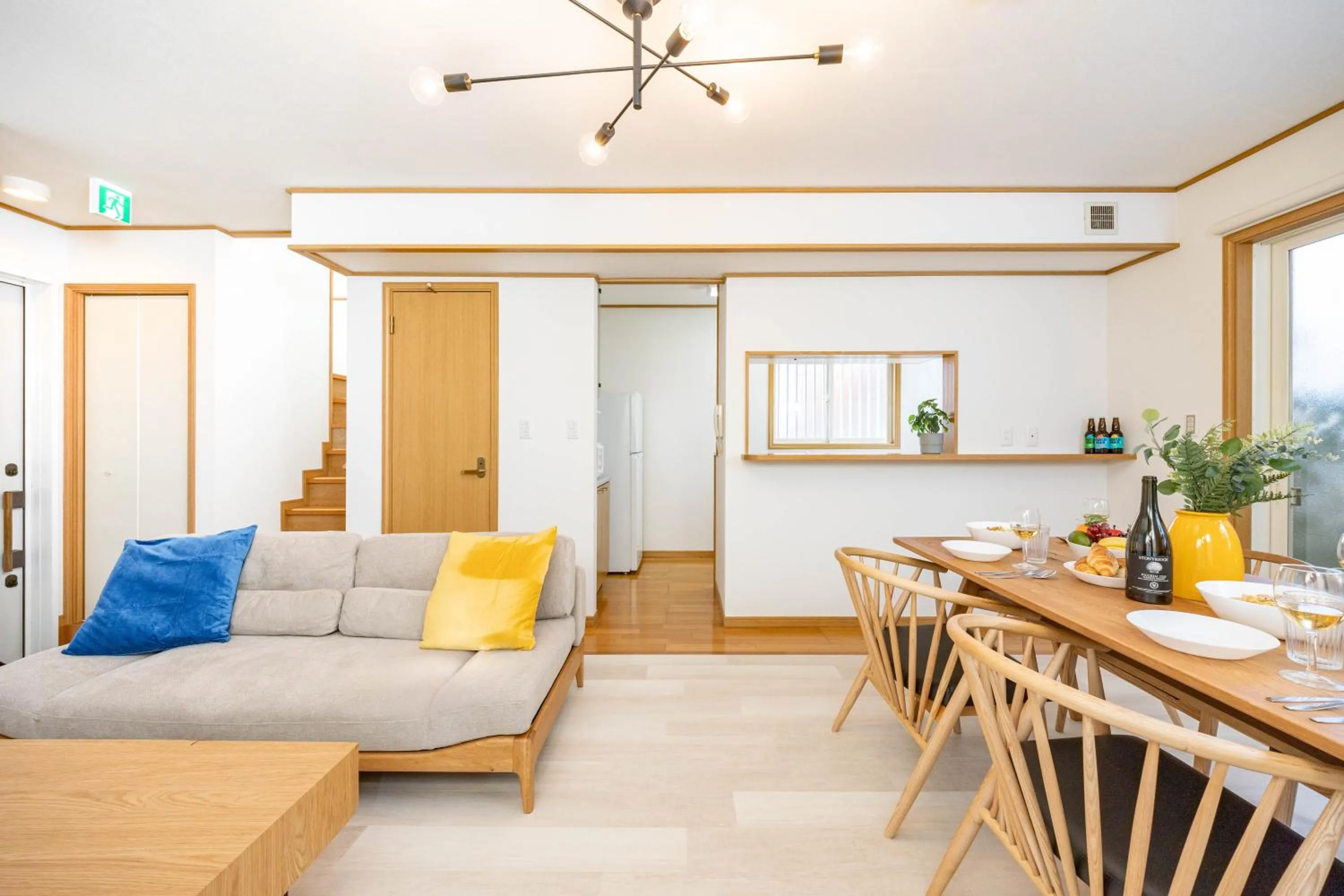 Dining area in Seaside House-THE BLUE-