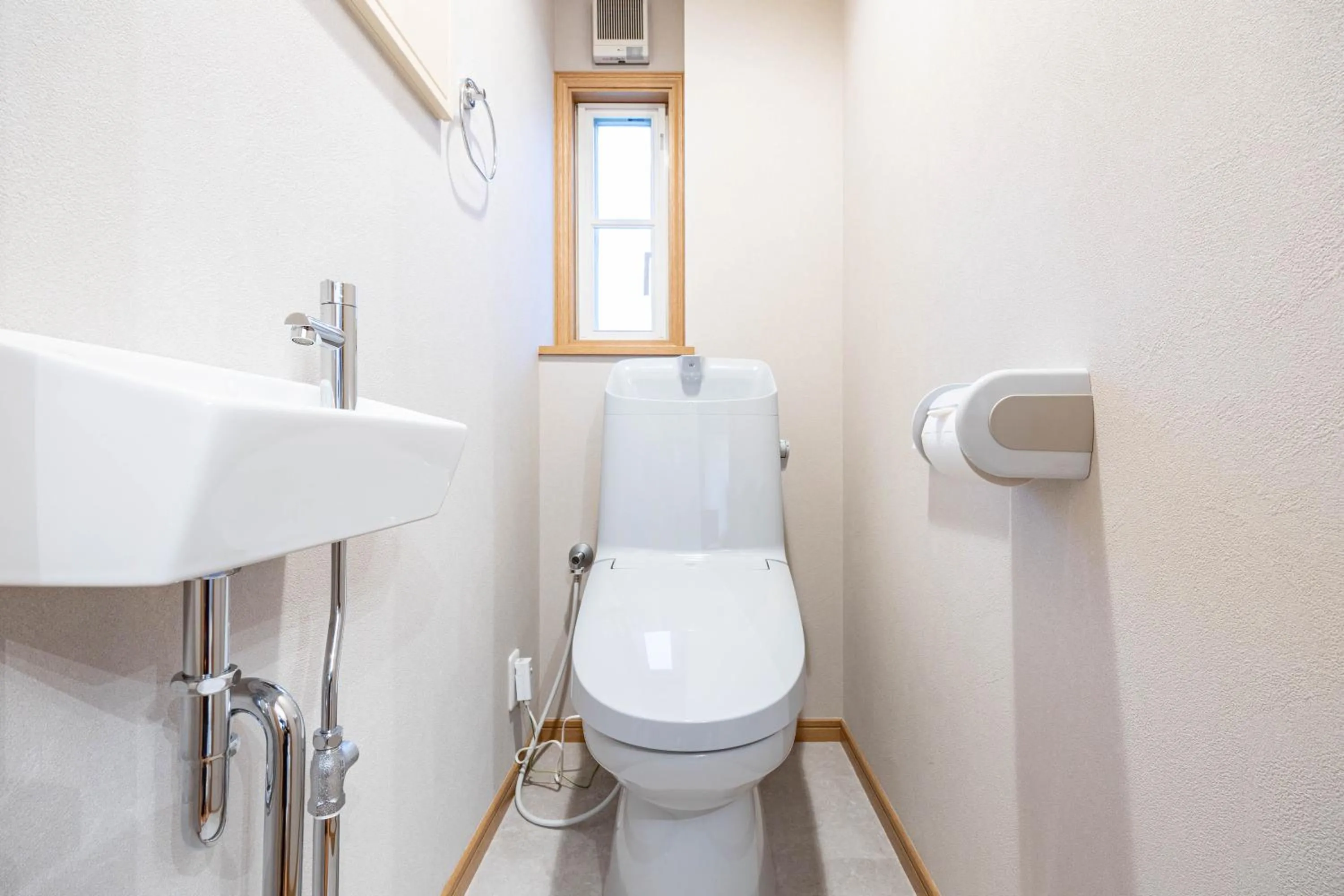 Bathroom in Seaside House-THE BLUE-