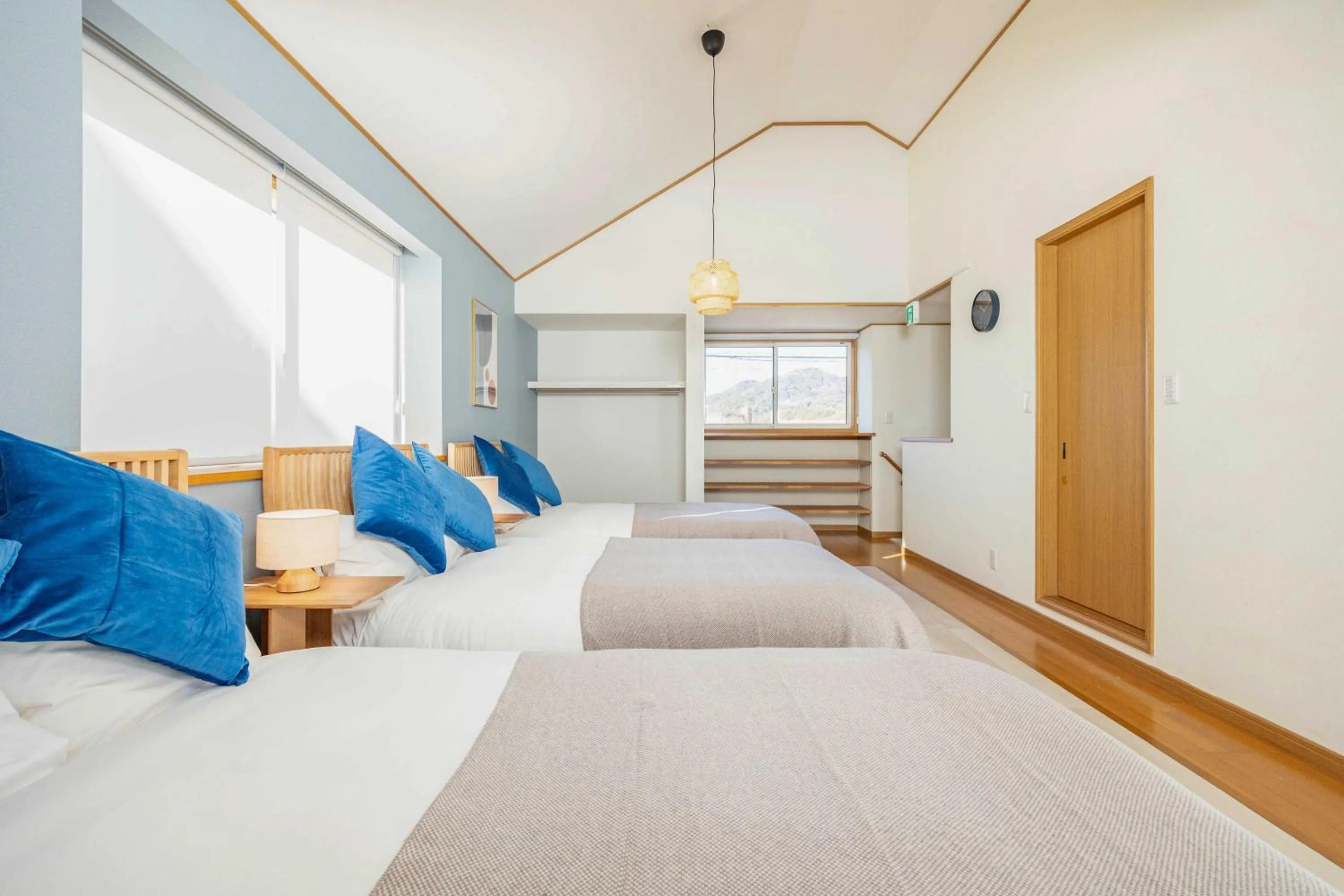 Bed in Seaside House-THE BLUE-