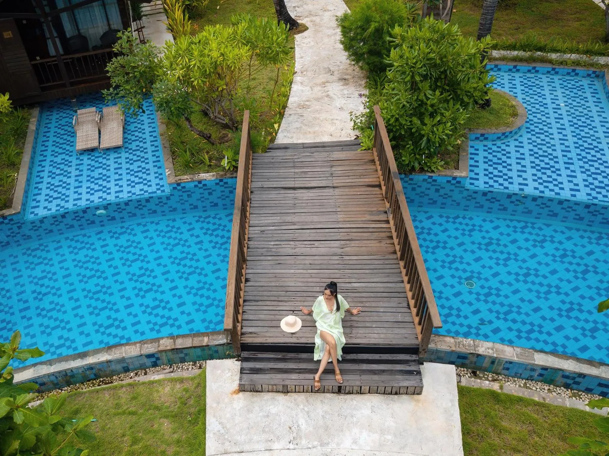 Swimming pool in Gili Air Lagoon Resort By Waringin Hospitality