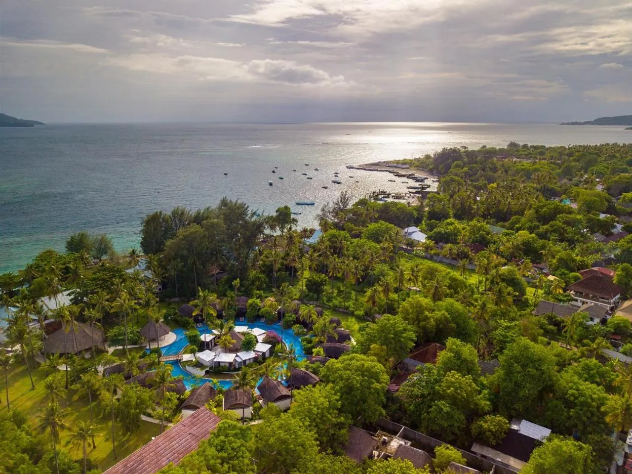 Area and facilities in Gili Air Lagoon Resort By Waringin Hospitality