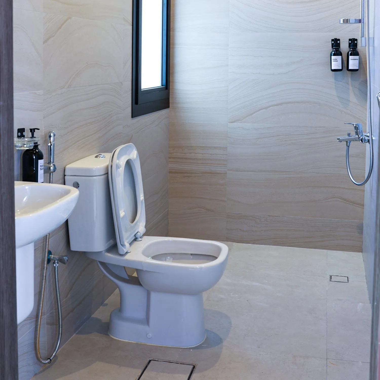 Shower in BHomed Shaab