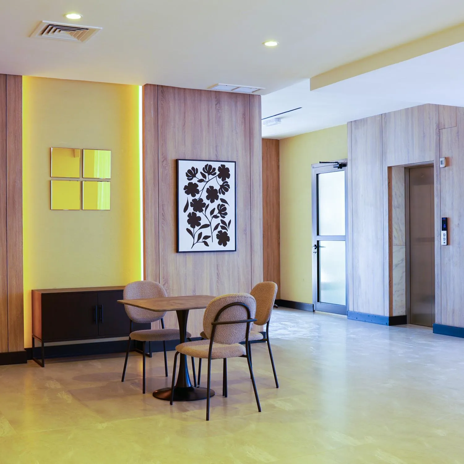 Lobby or reception in BHomed Shaab