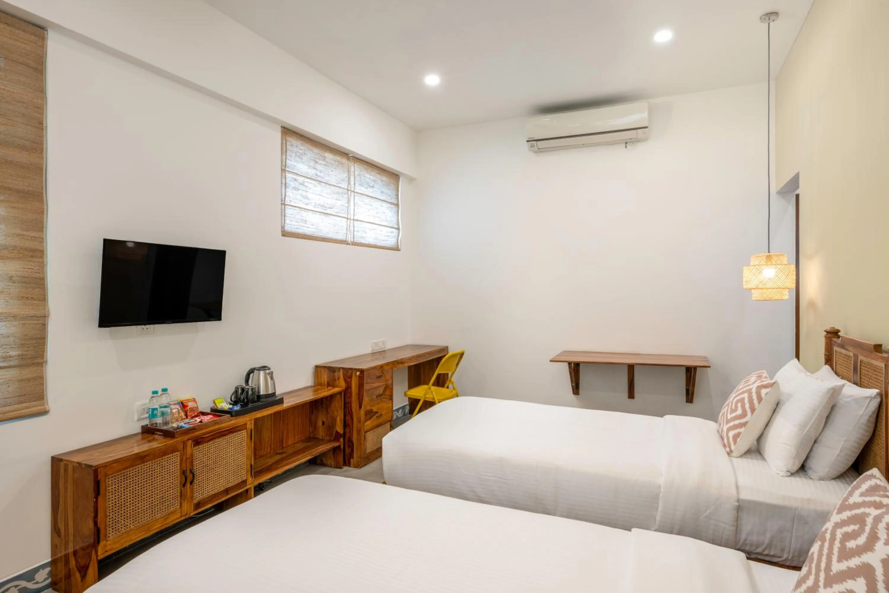 Bed in Wandr Indiranagar, Bangalore