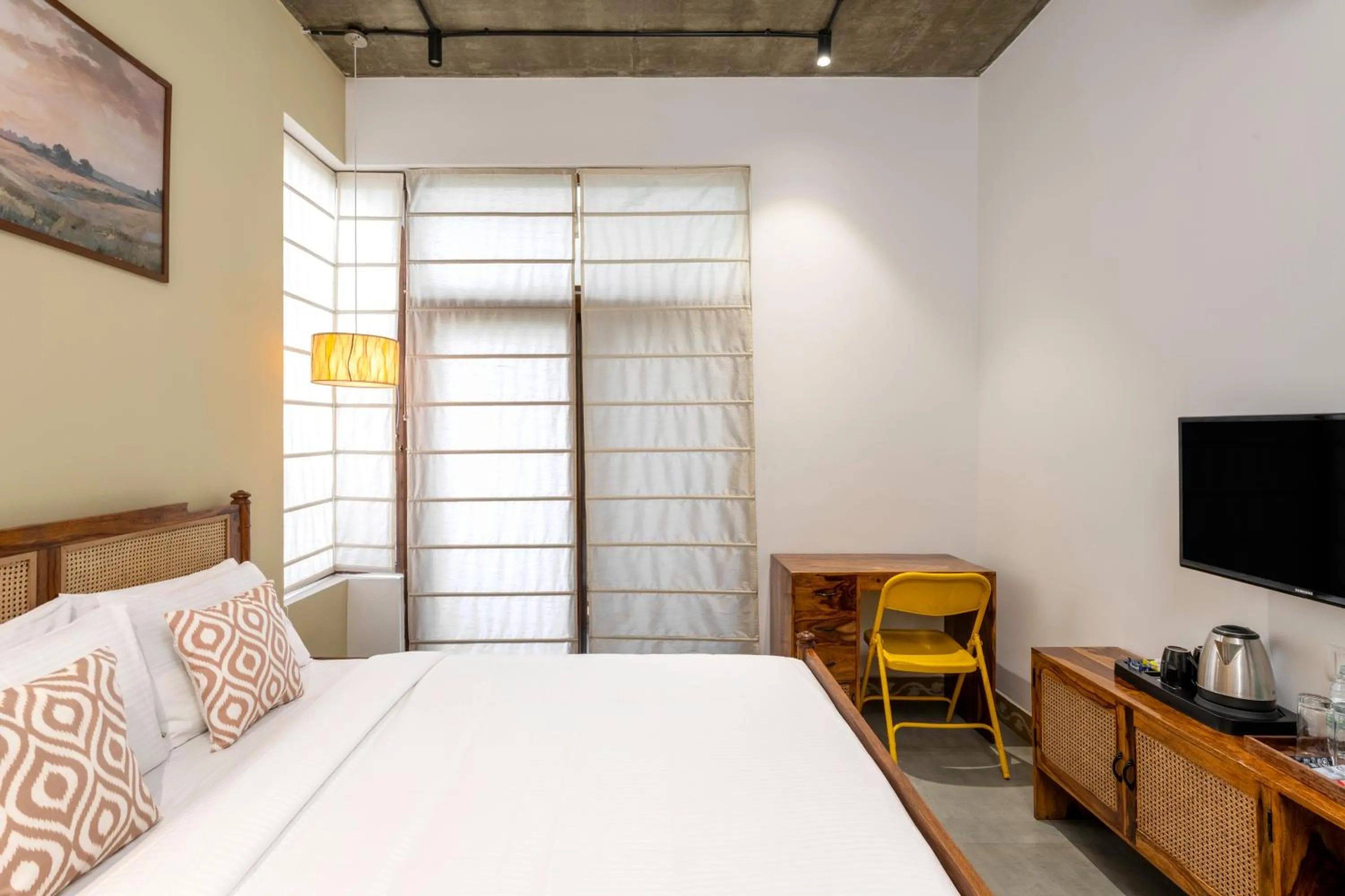 Bed in Wandr Indiranagar, Bangalore