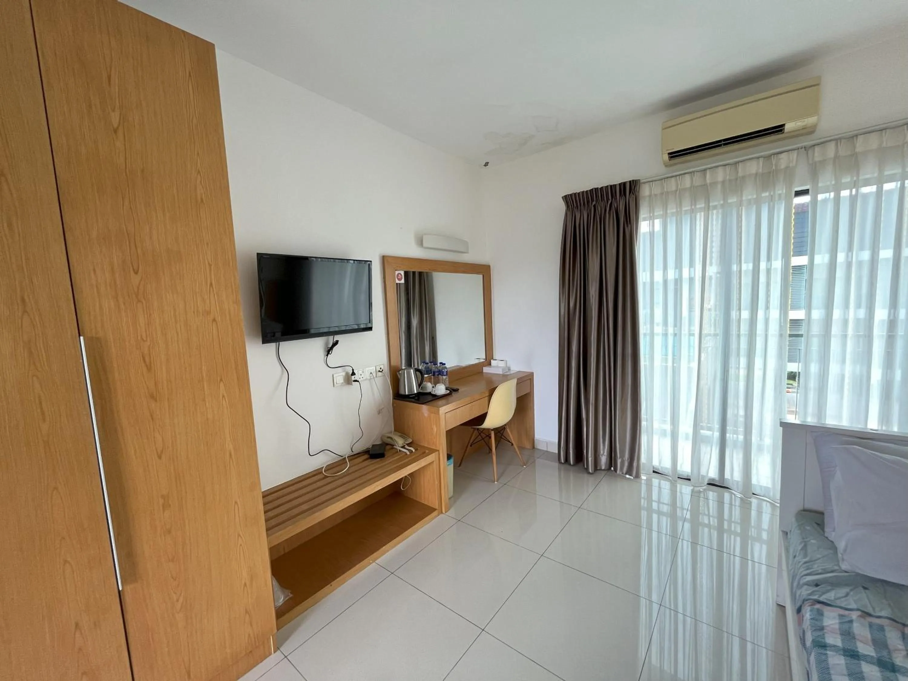 TV and multimedia, Bed in MORIB PROSPER RESORT By VP