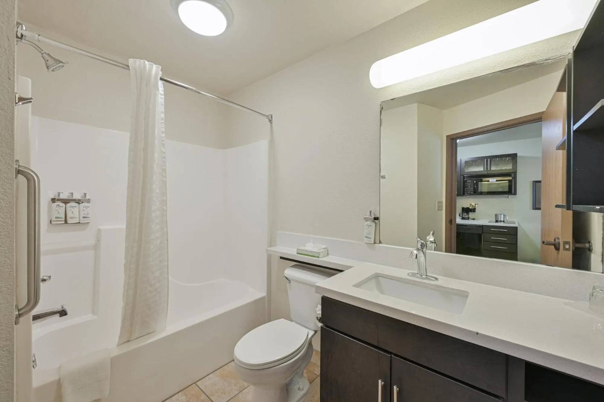 Shower in Affordable Suites of America Tulsa