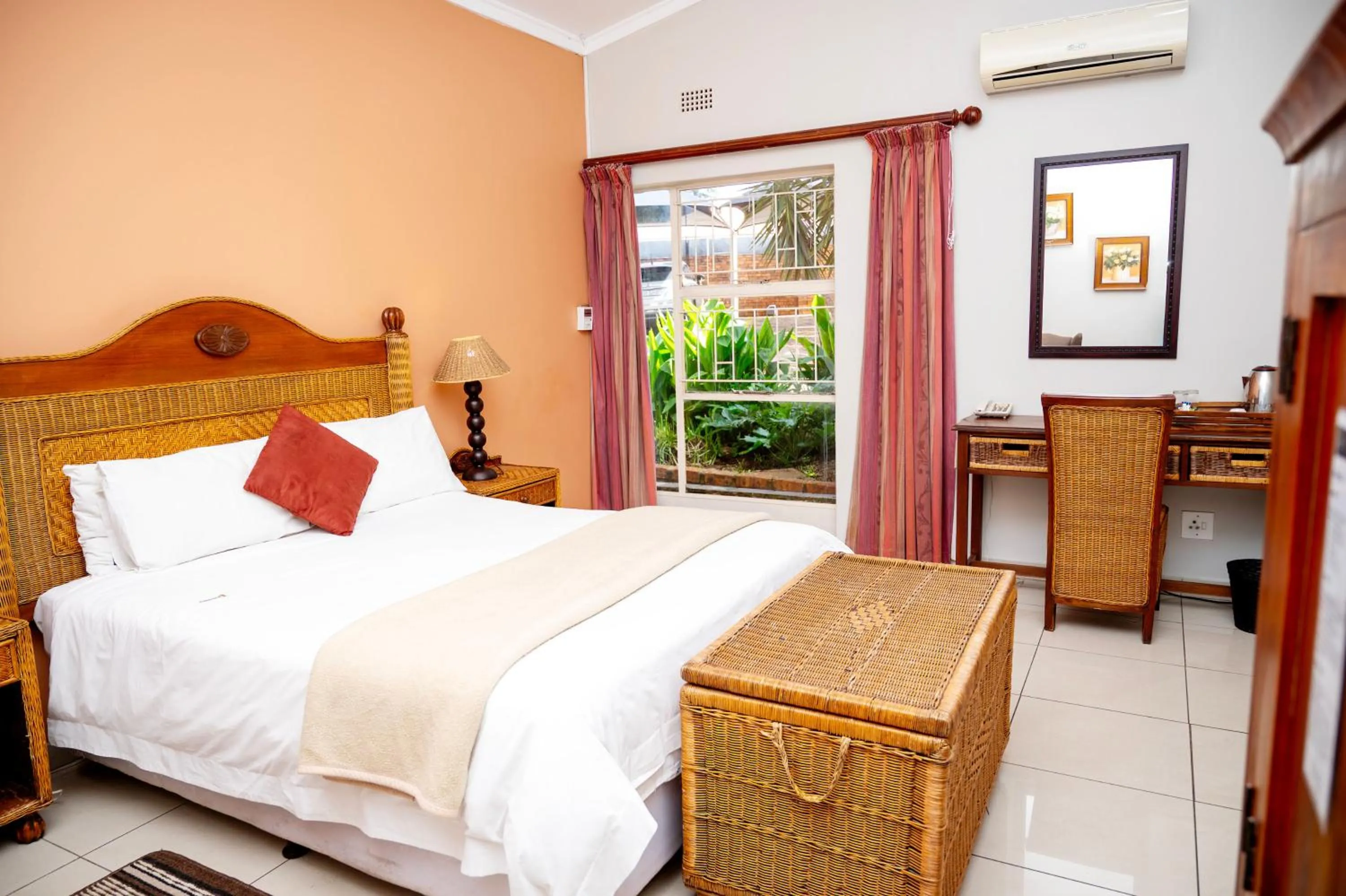 Bed in Boksburg Boutique Hotel