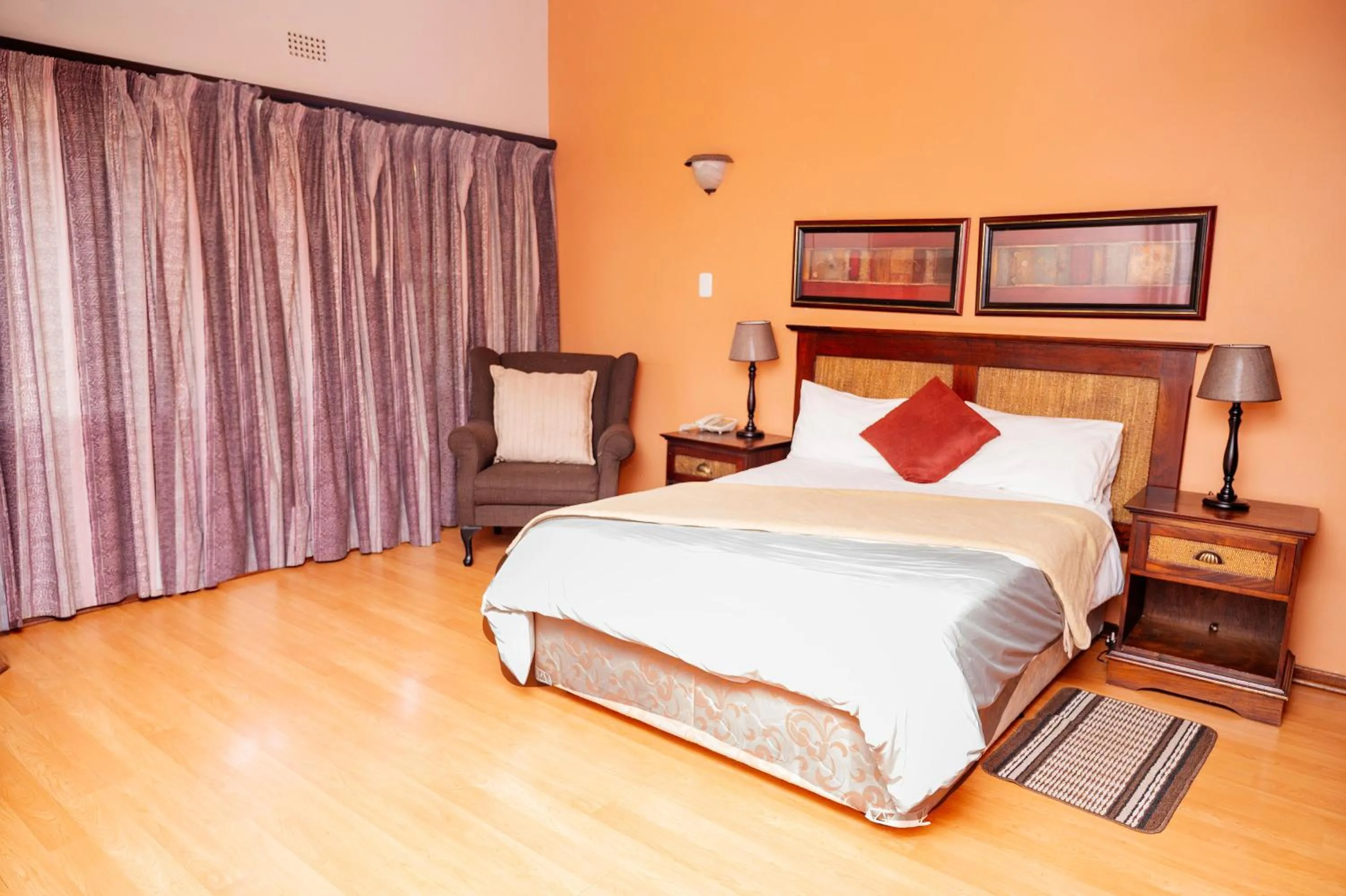 Bed in Boksburg Boutique Hotel