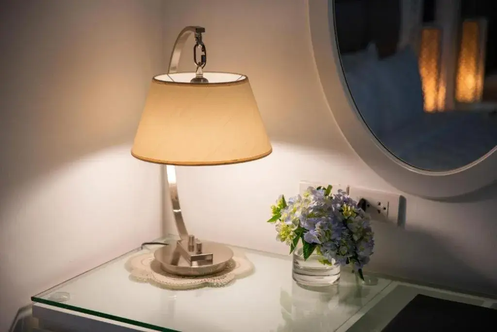 Premium Double Or Twin Room With Internal Window in Le Petit Prince Lakeside Hotel & Rooftop Bar Premium Double Or Twin Room With Internal Window in Le Petit Prince Lakeside Hotel & Rooftop Bar