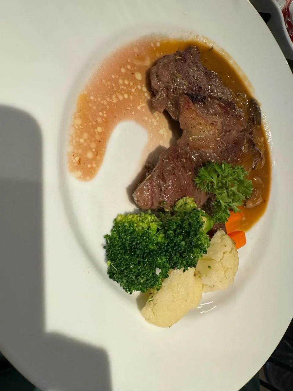 Restaurant/places to eat in Le Petit Prince Lakeside Hotel & Rooftop Bar