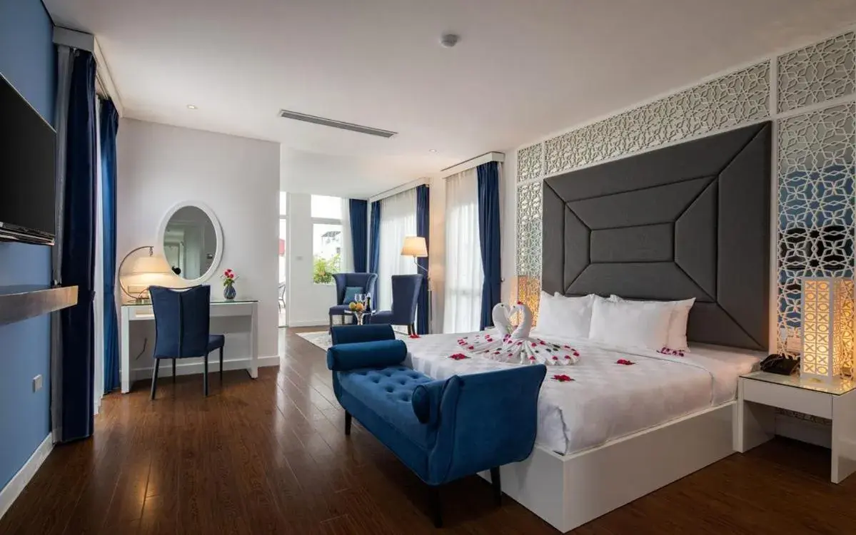 Victor Suite Room With Balcony in Le Petit Prince Lakeside Hotel & Rooftop Bar Victor Suite Room With Balcony in Le Petit Prince Lakeside Hotel & Rooftop Bar