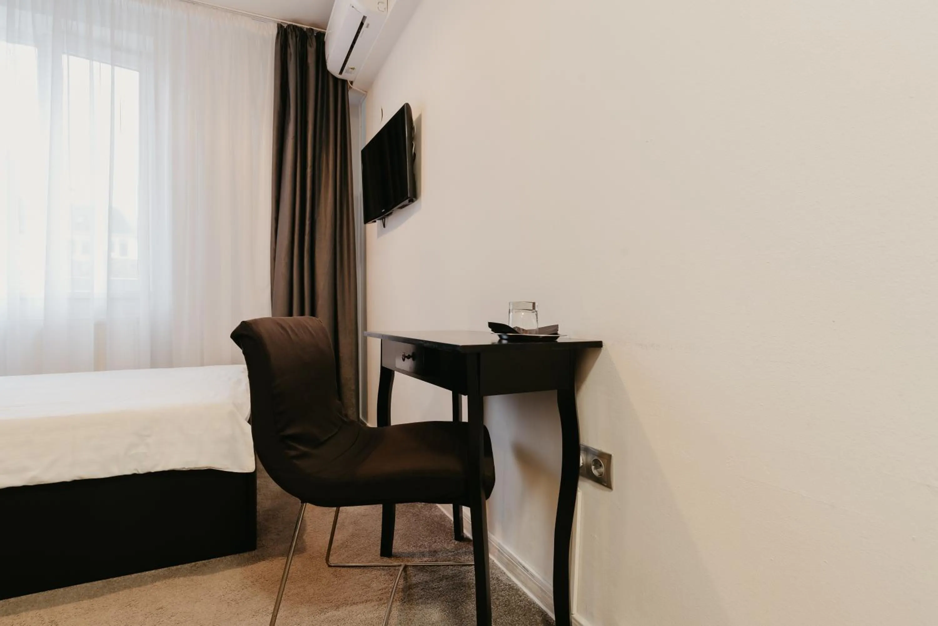 TV and multimedia, Bed in Fullton Central