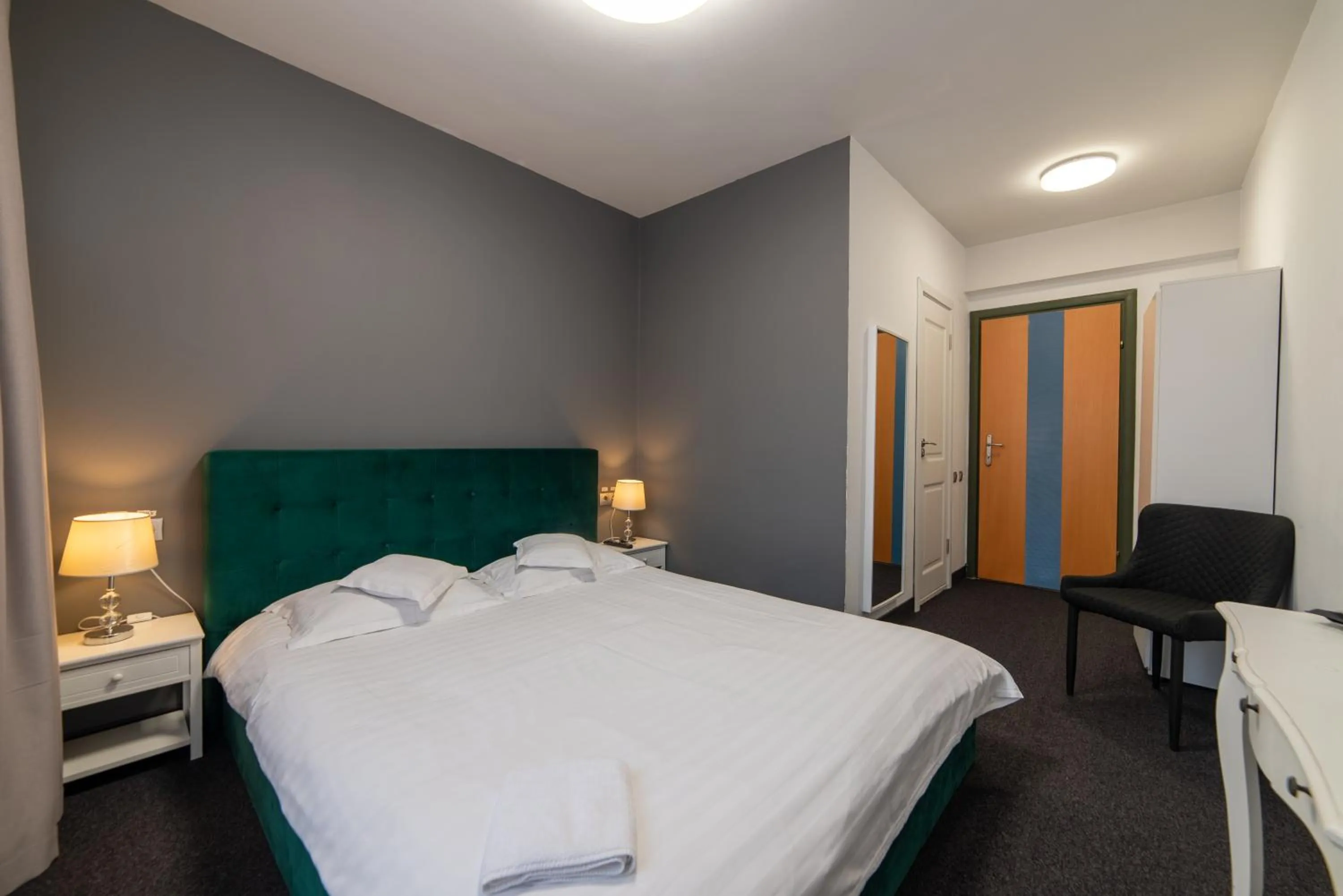 Bed in Fullton Central