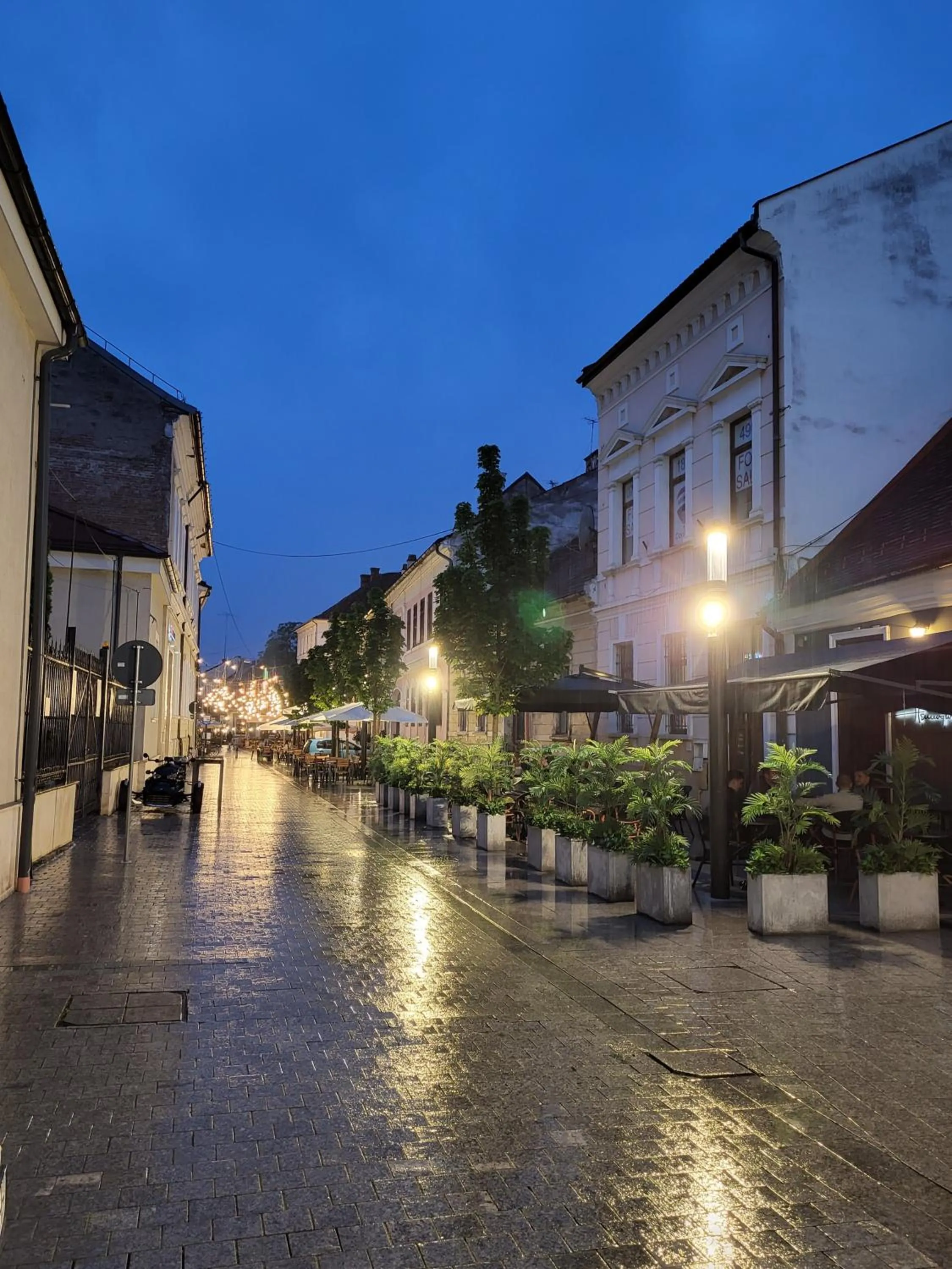 Facade/entrance in Fullton Central