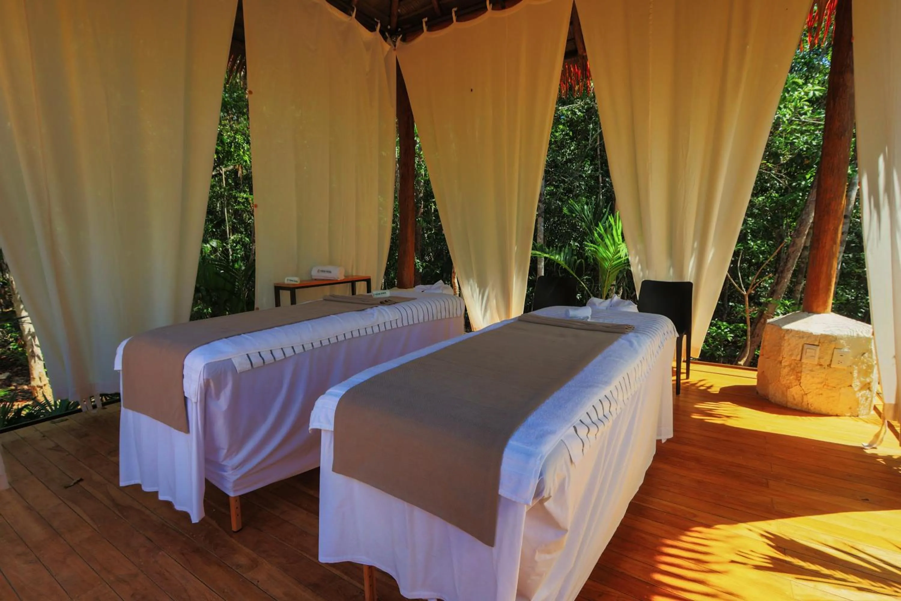 Day, Bed in Hotel Mundo Maya Tulum