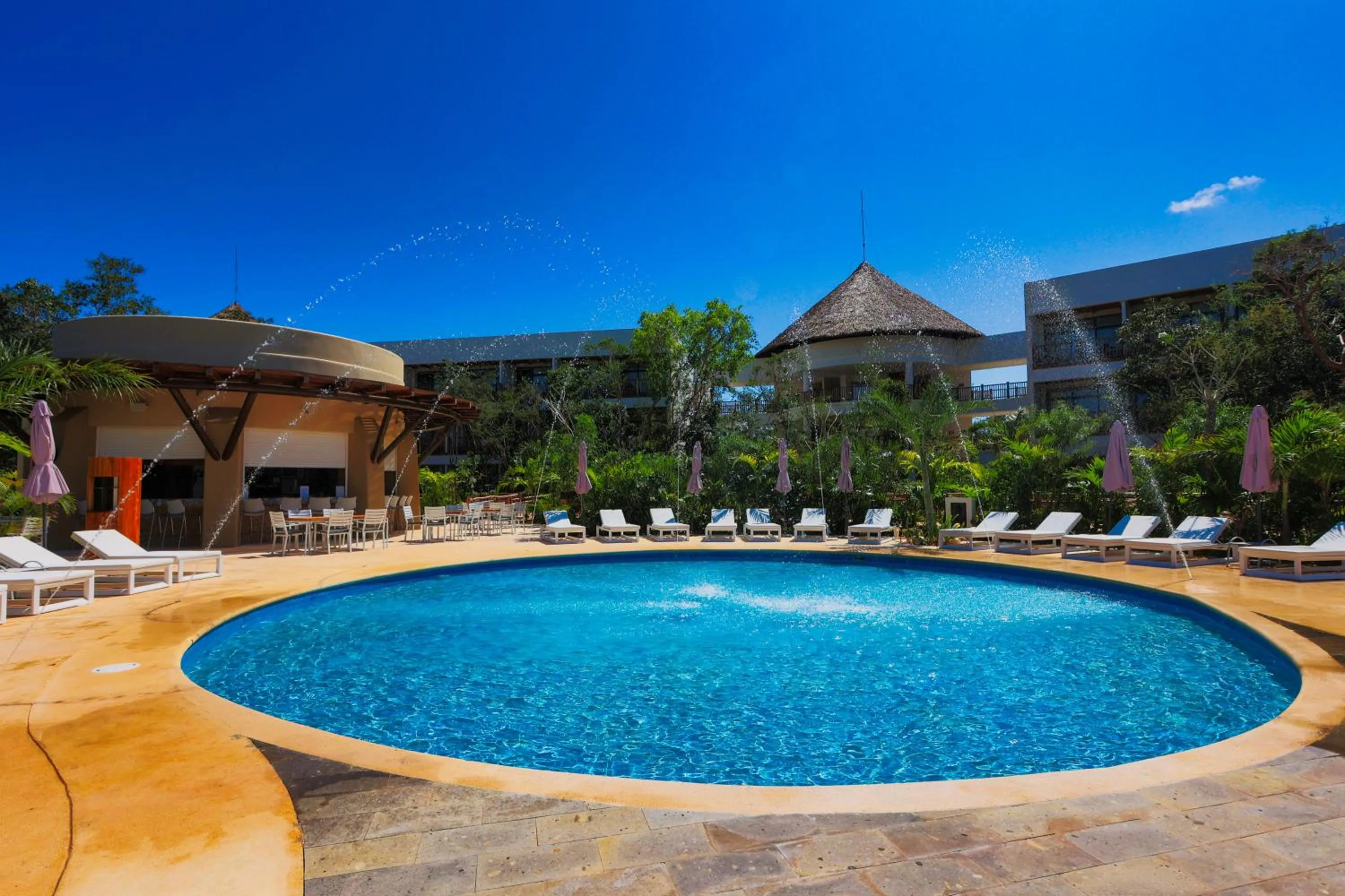 Spring in Hotel Mundo Maya Tulum