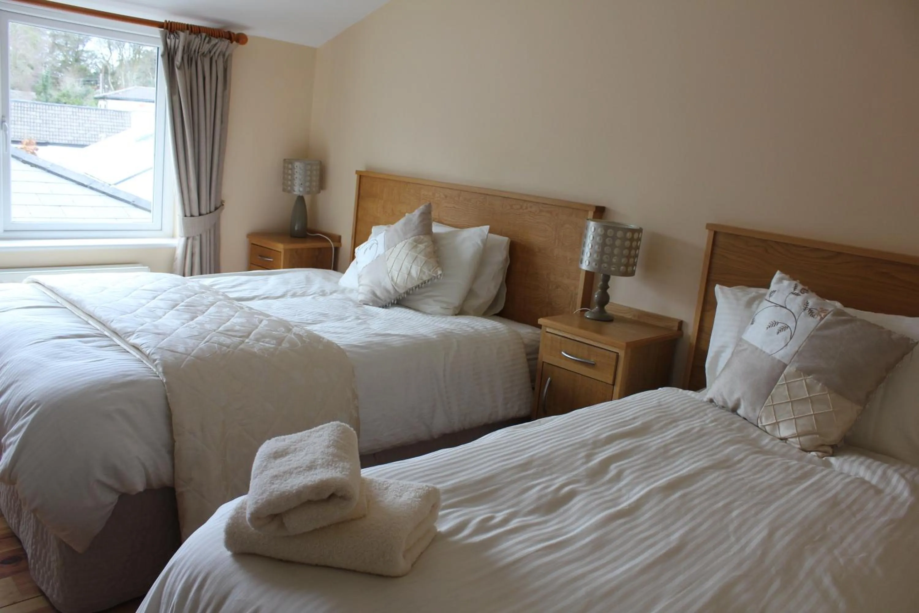 Bedroom, Bed in Carrowntober House B & B