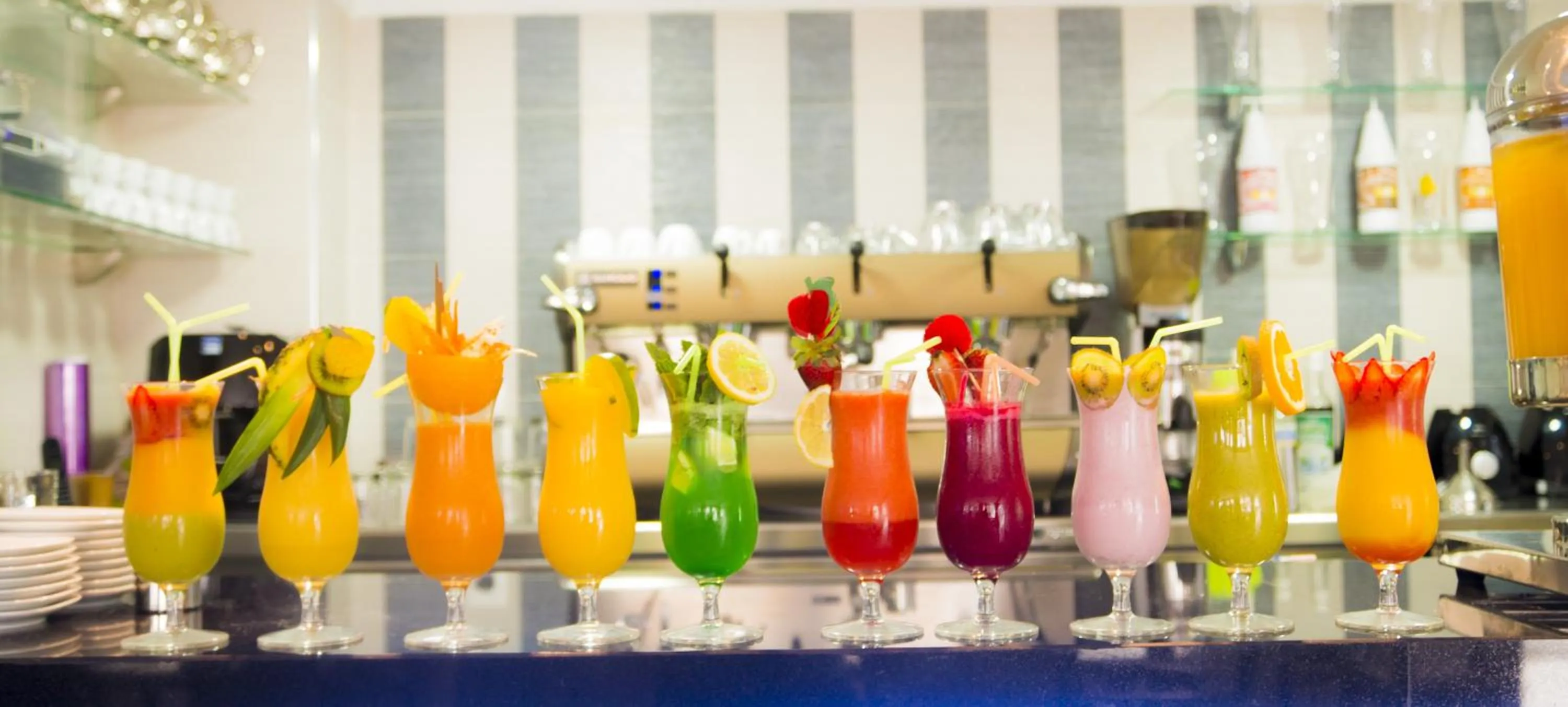 Drinks in Al Mandari Hôtel Tétouan