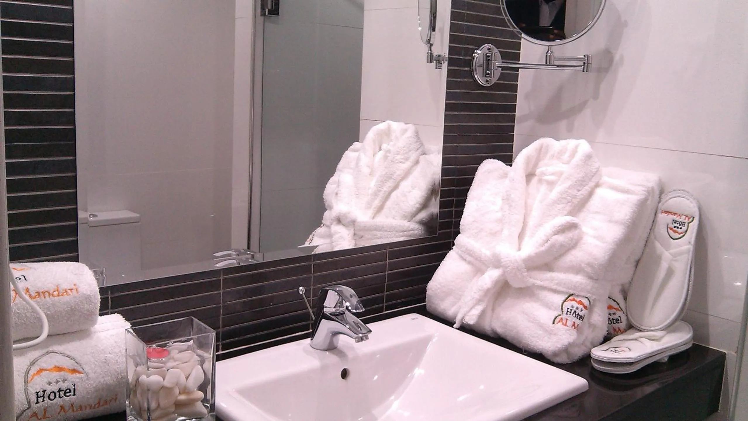 Bathroom in Al Mandari Hôtel Tétouan